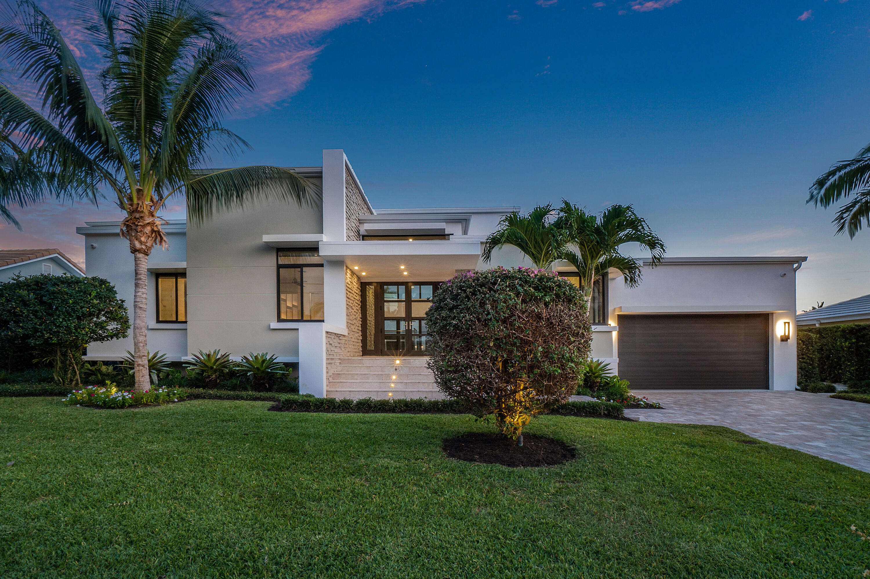 TROPIC ISLE - Residential