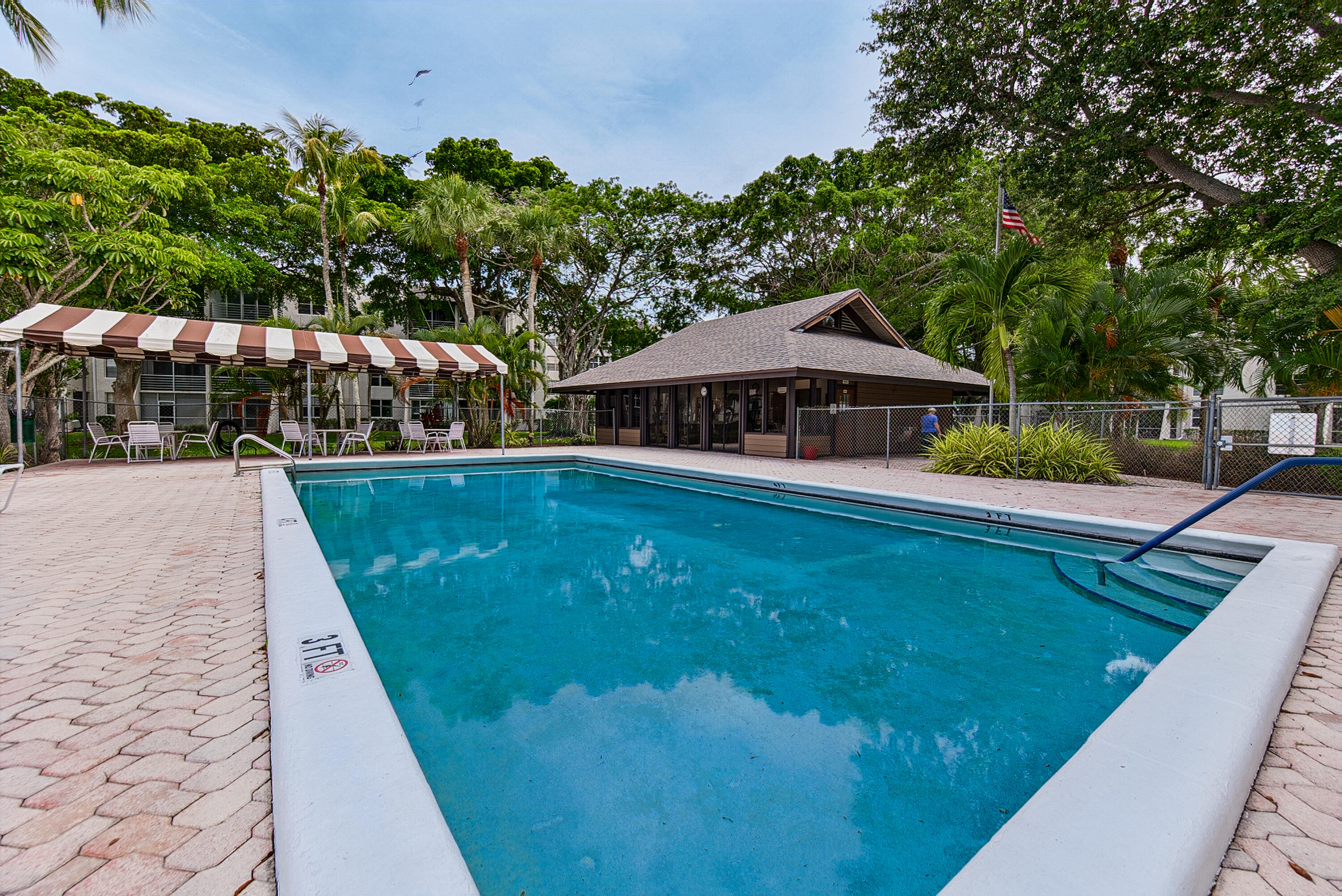POINCIANA 2 OF PINE ISLAND RIDGE - Residential