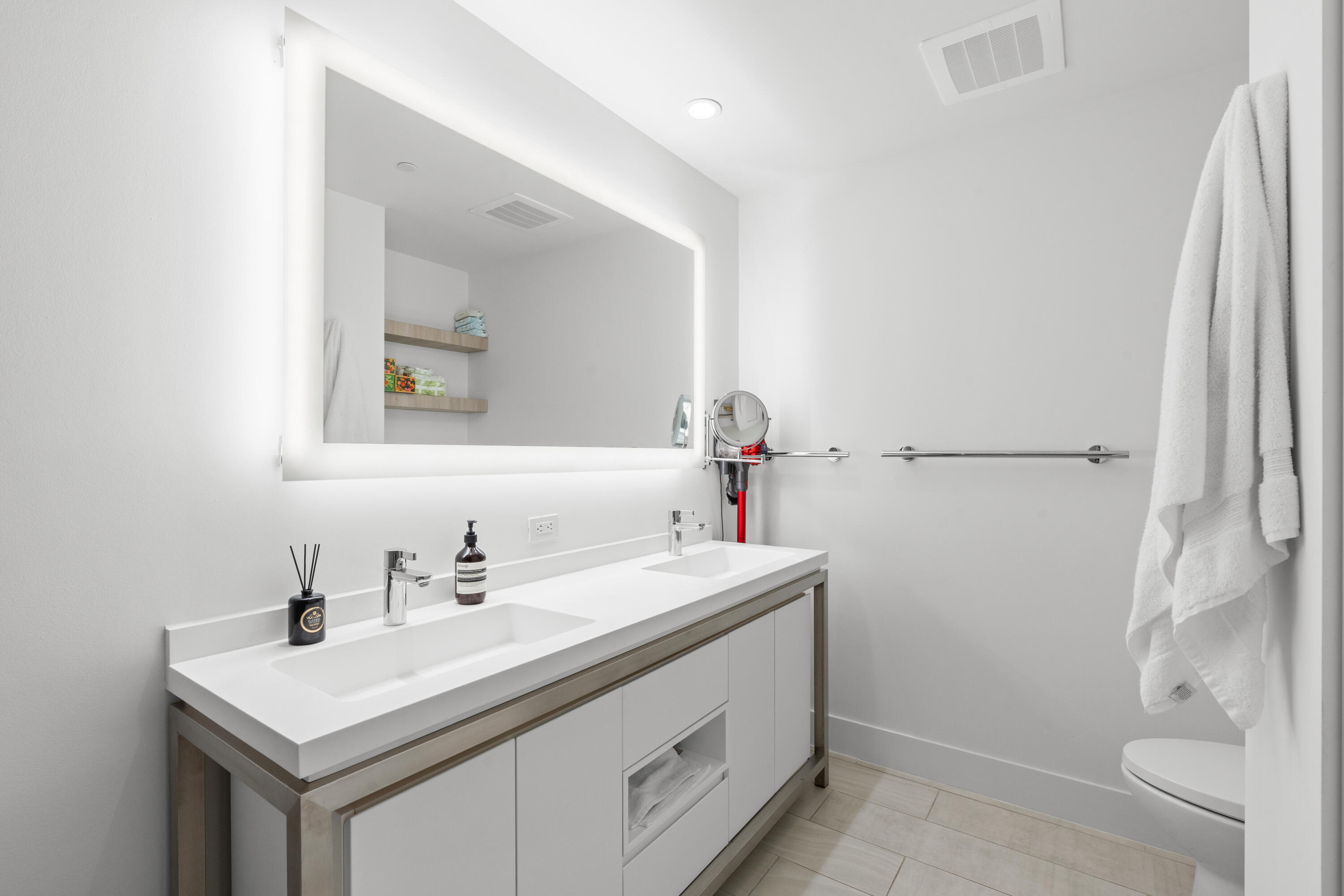 METROPICA NORTH TOWER ONE - Residential