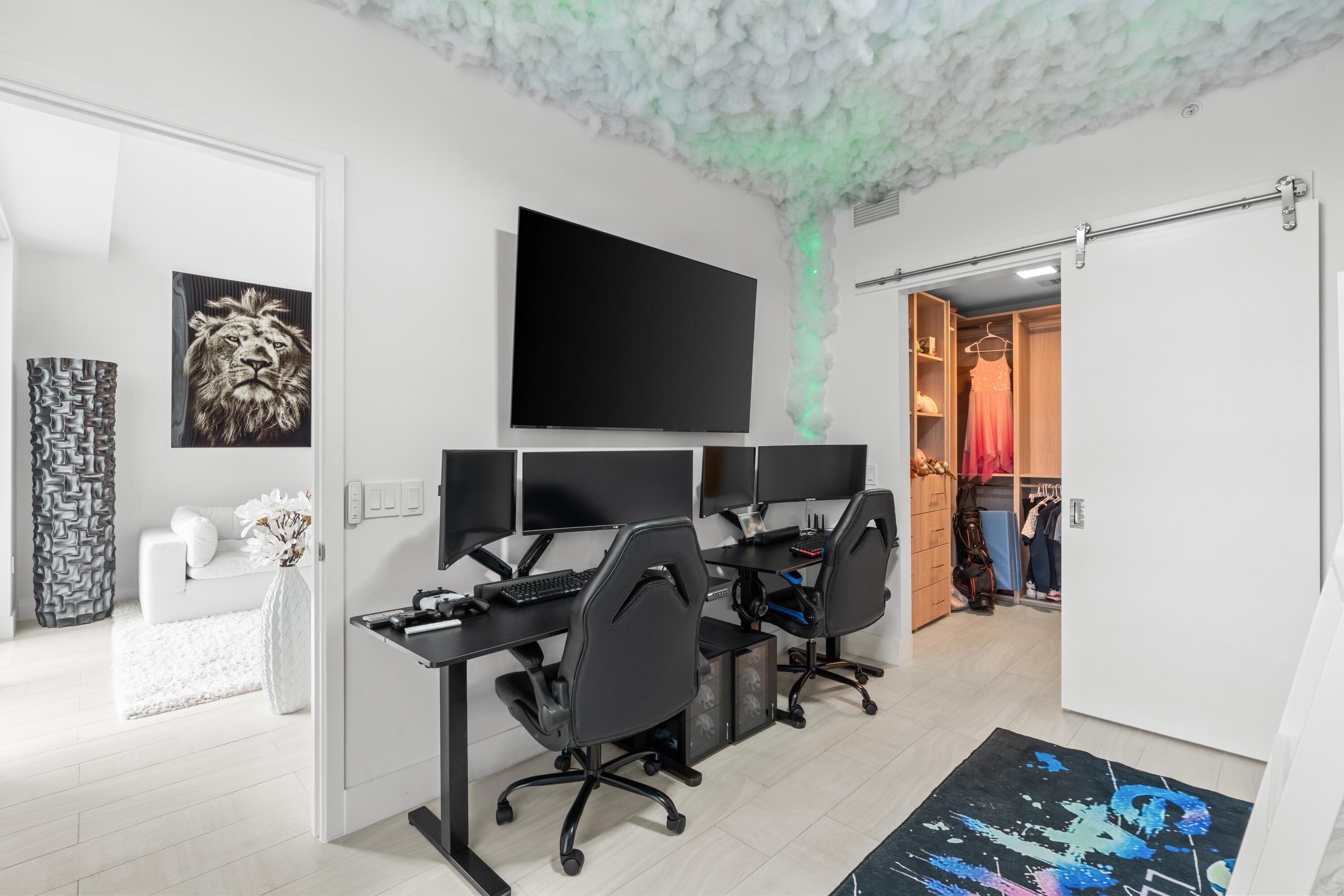 METROPICA NORTH TOWER ONE - Residential