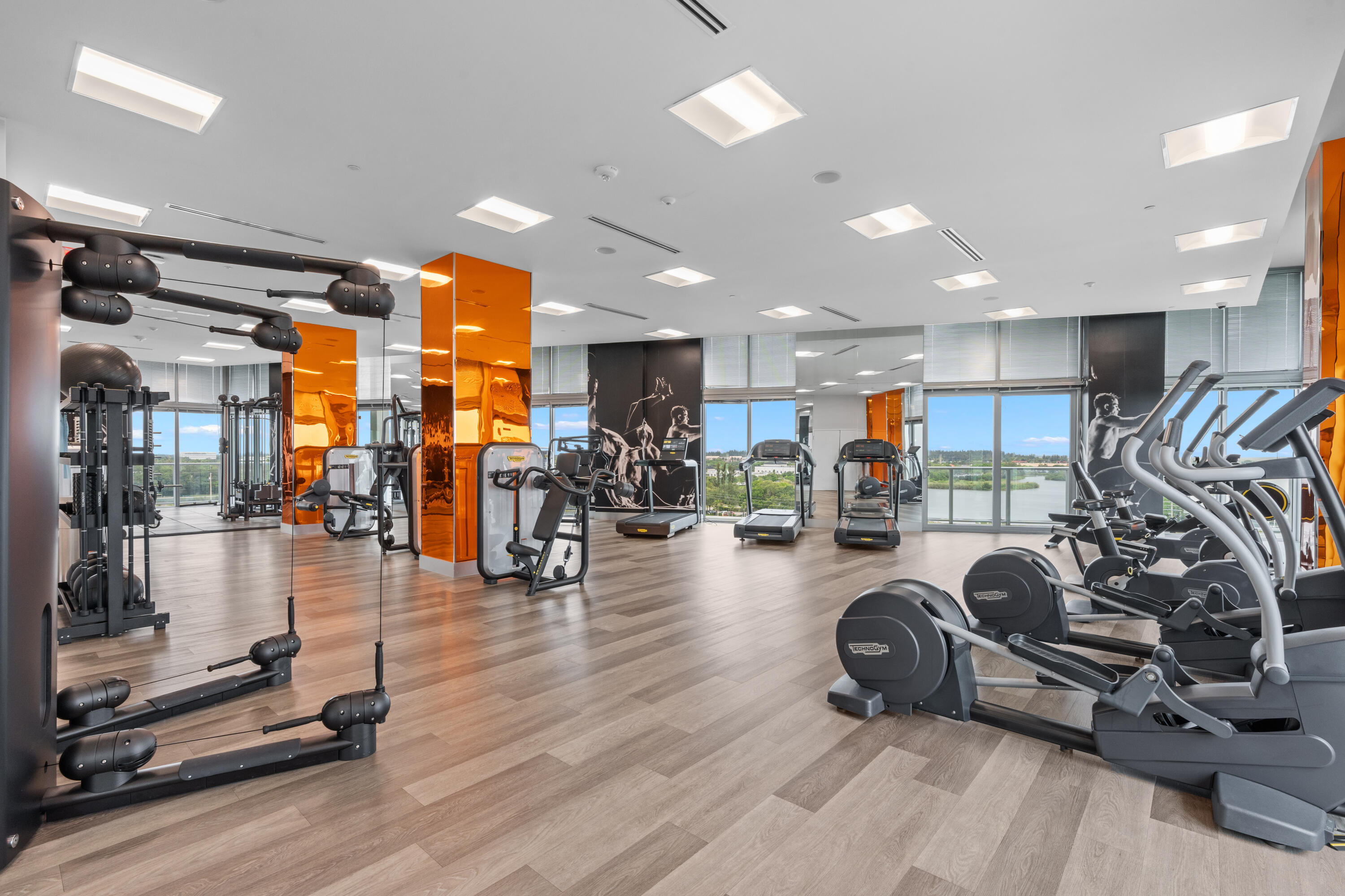 METROPICA NORTH TOWER ONE - Residential