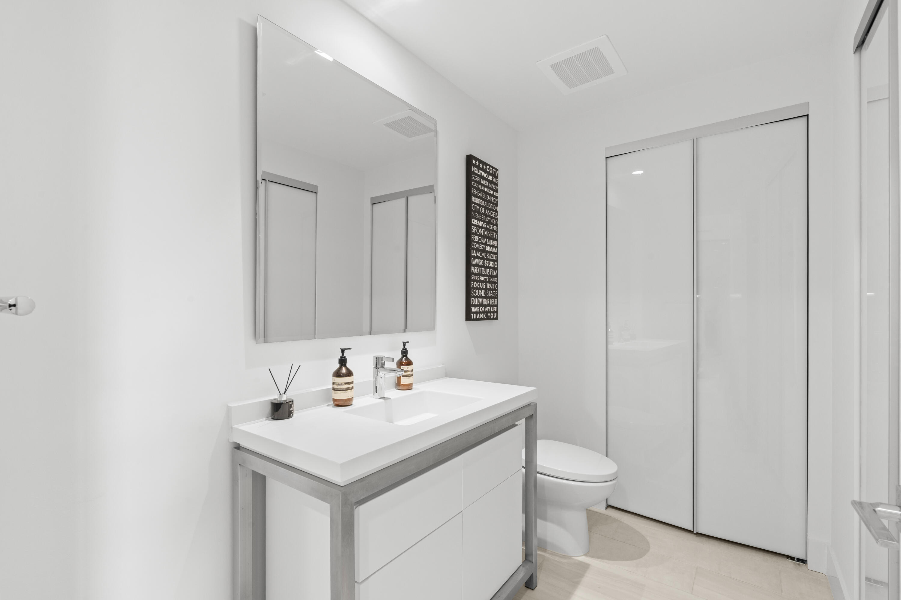 METROPICA NORTH TOWER ONE - Residential