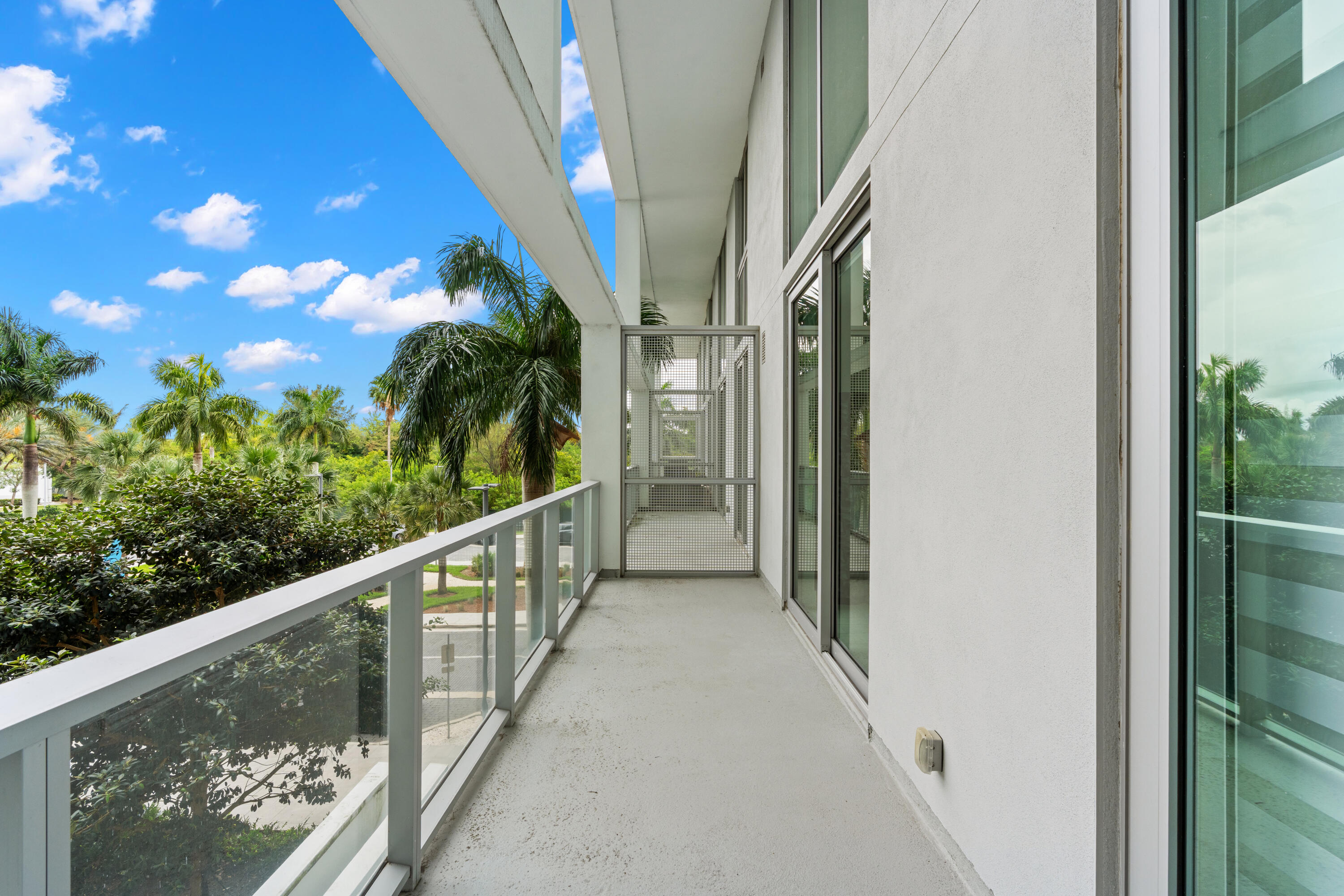 METROPICA NORTH TOWER ONE - Residential