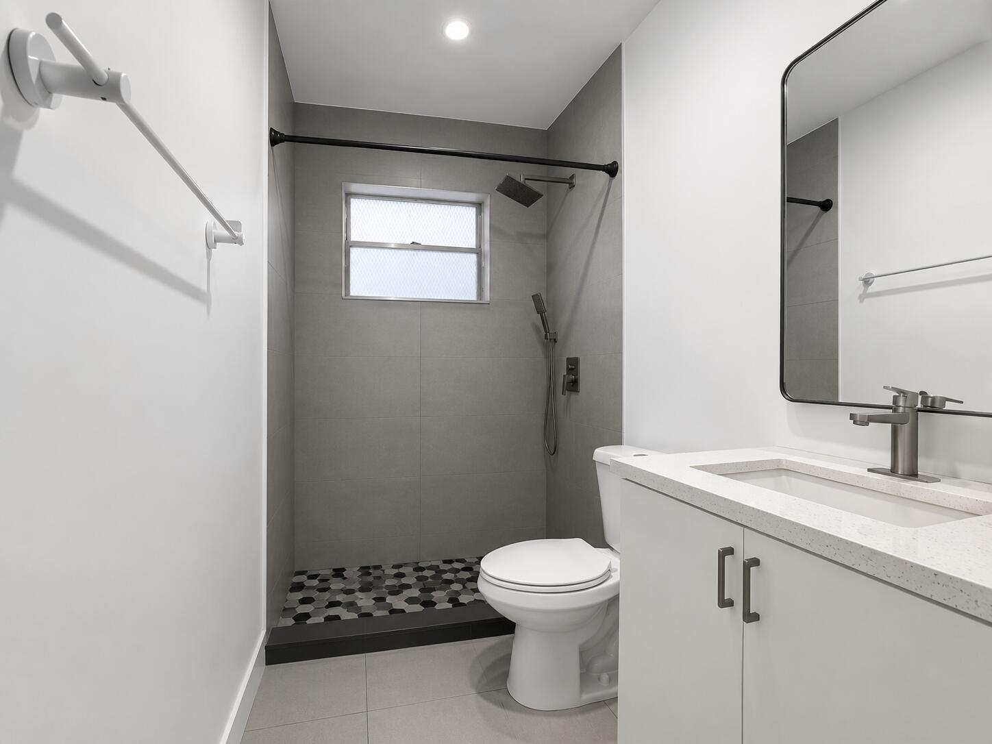 CORAL TERR SEC NO 2 - Residential Lease