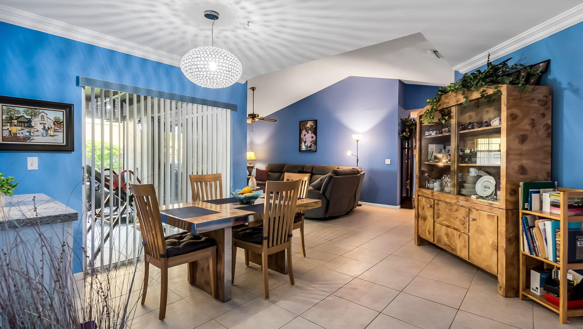 LAKESIDE SOUTH - Residential