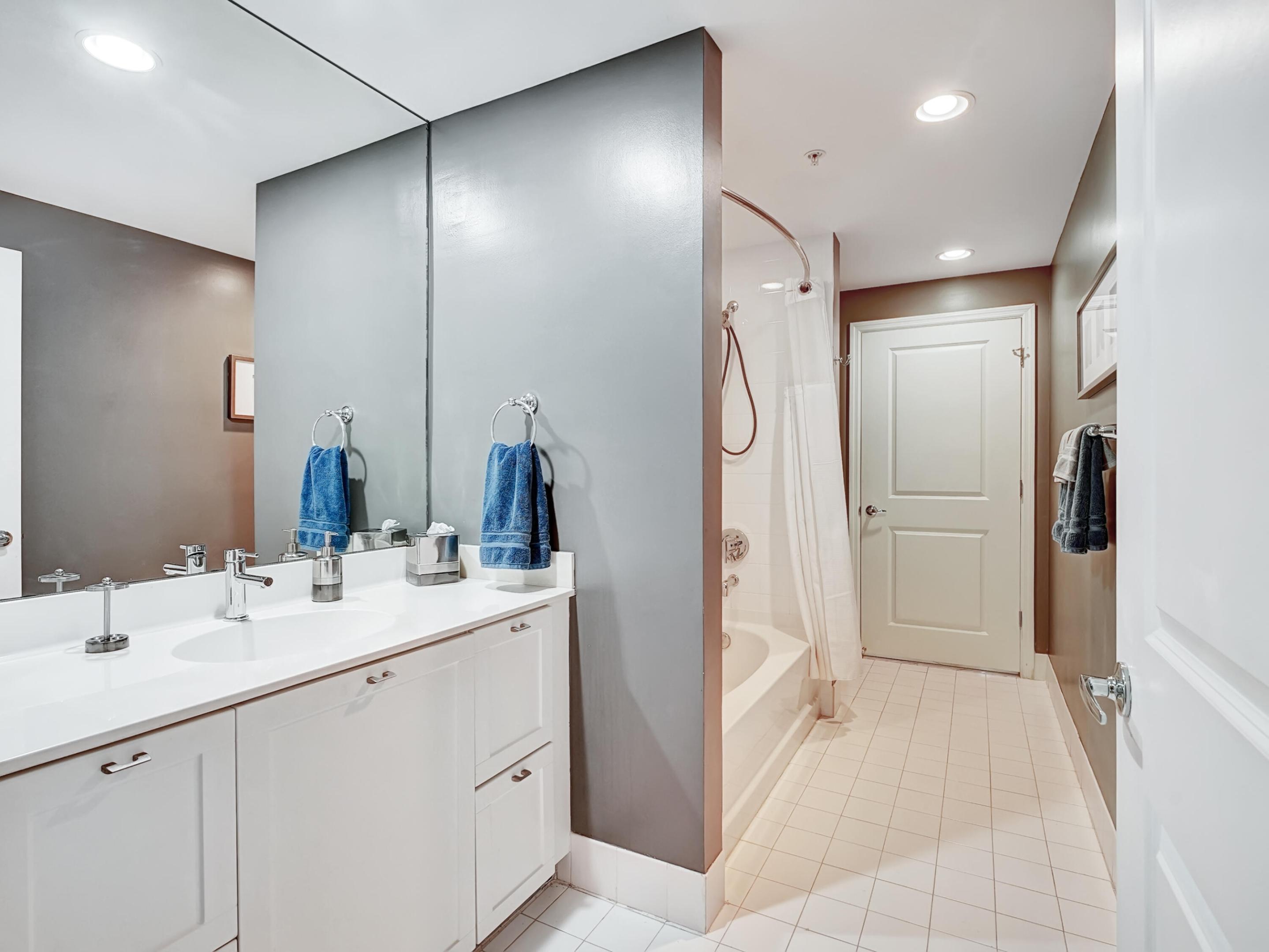 ASTOR CONDO - Residential Lease
