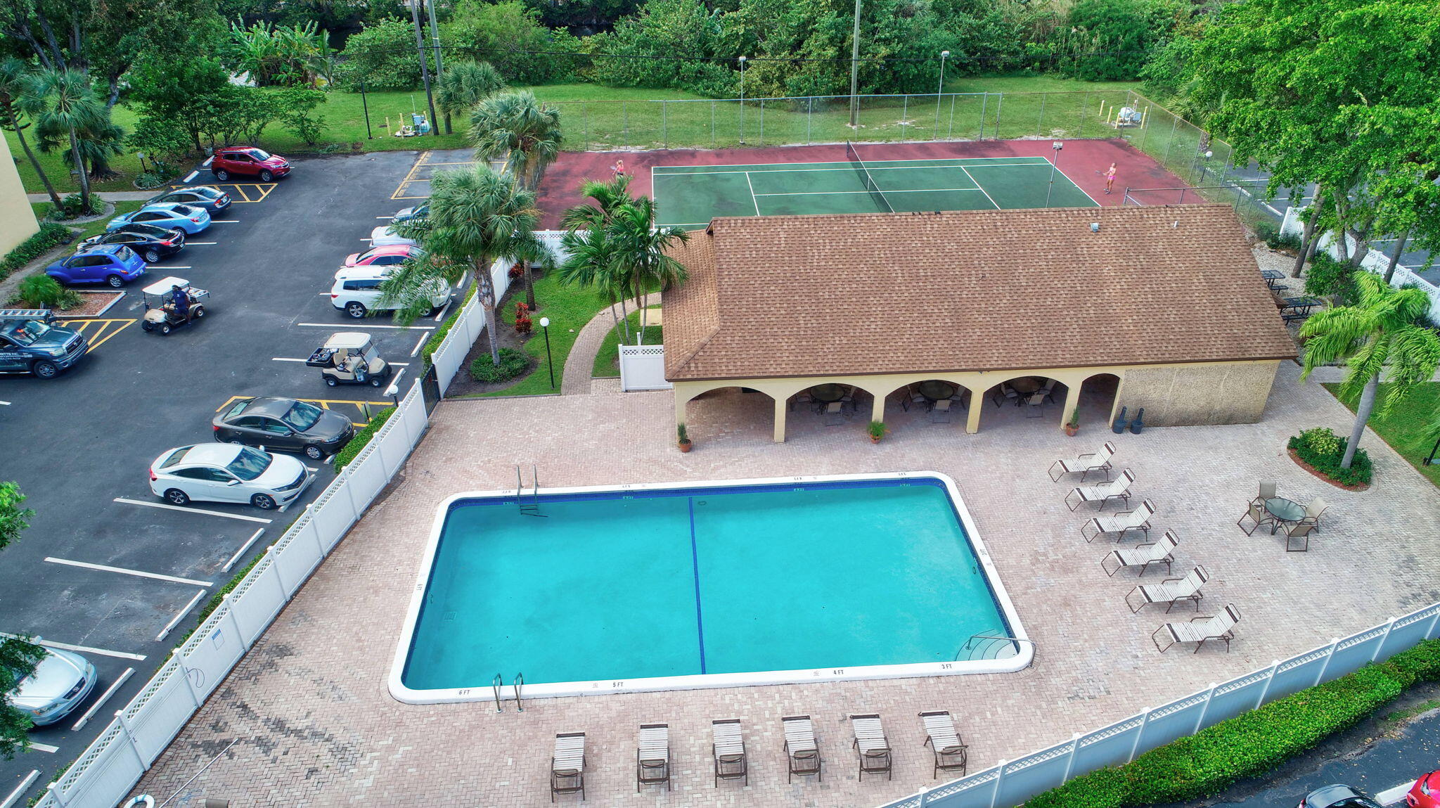 CASA DEL RIO CONDO - Residential Lease