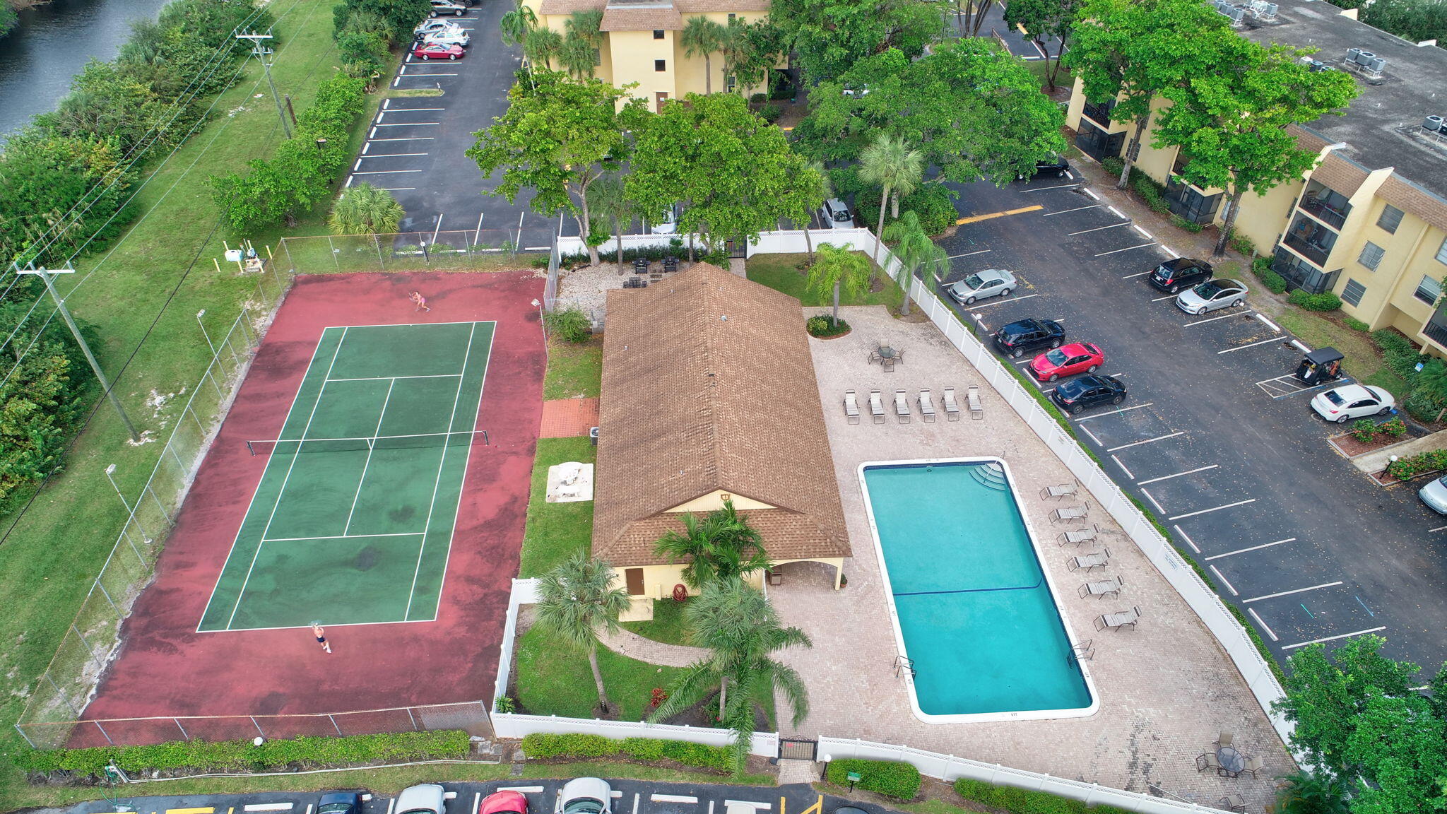 CASA DEL RIO CONDO - Residential Lease
