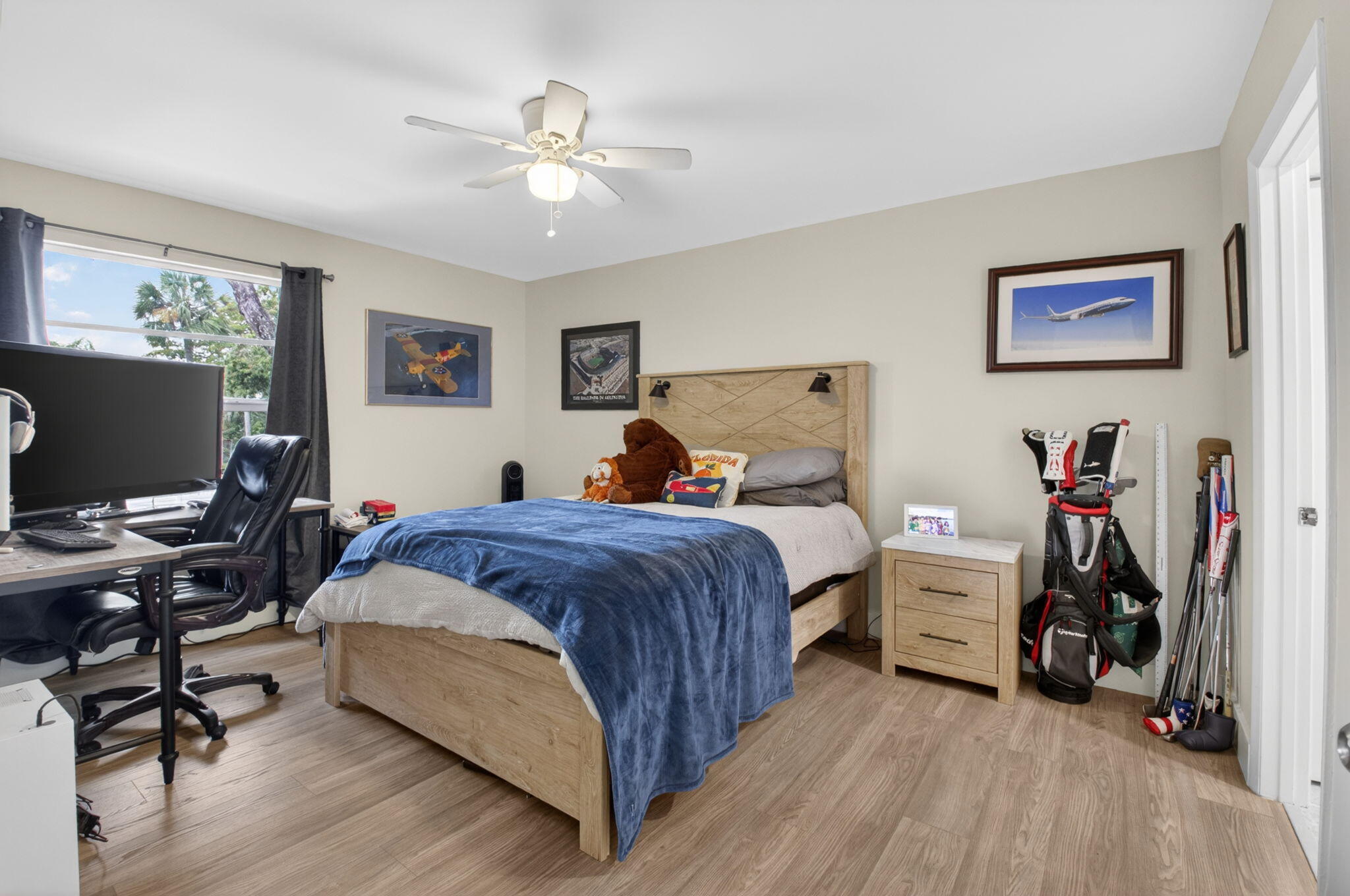 CASA DEL RIO CONDO - Residential Lease