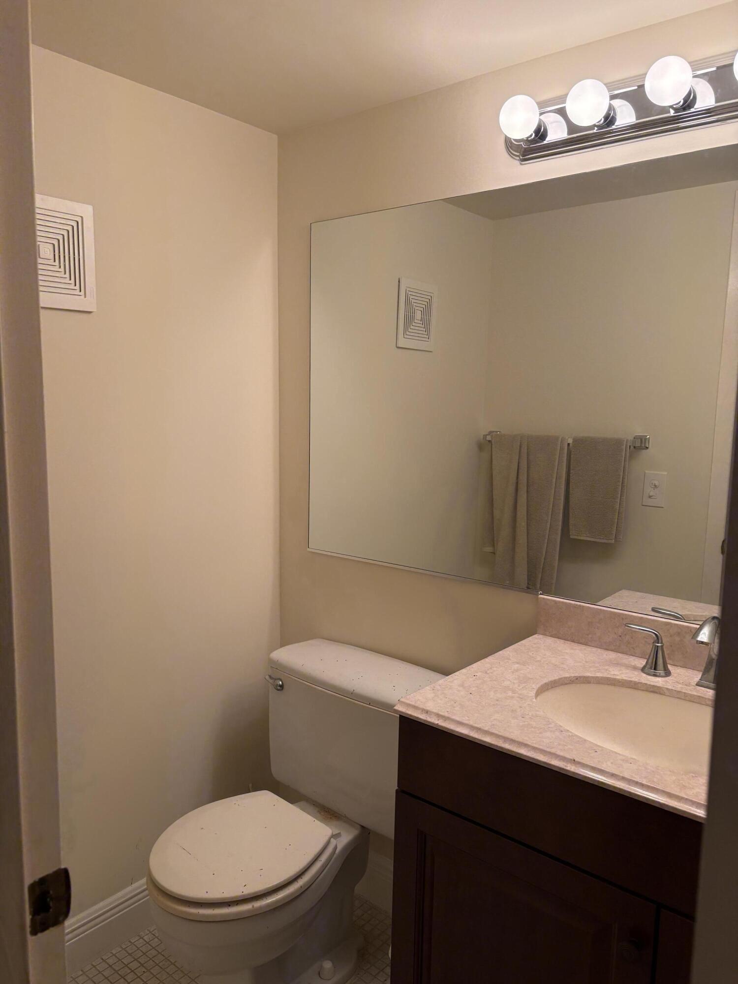 CORNWALL AT CENTURY VILLAGE CONDO - Residential