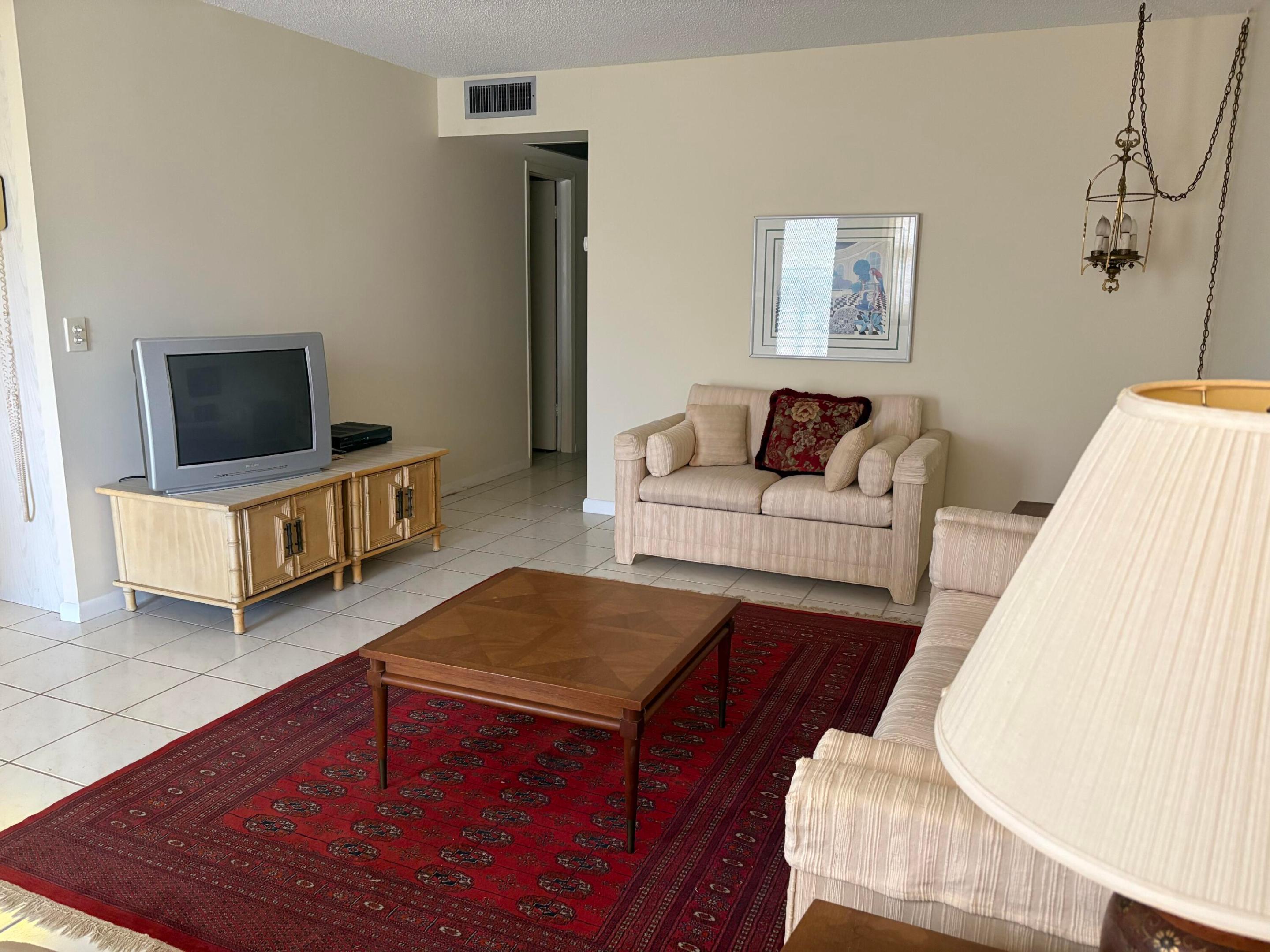 CORNWALL AT CENTURY VILLAGE CONDO - Residential