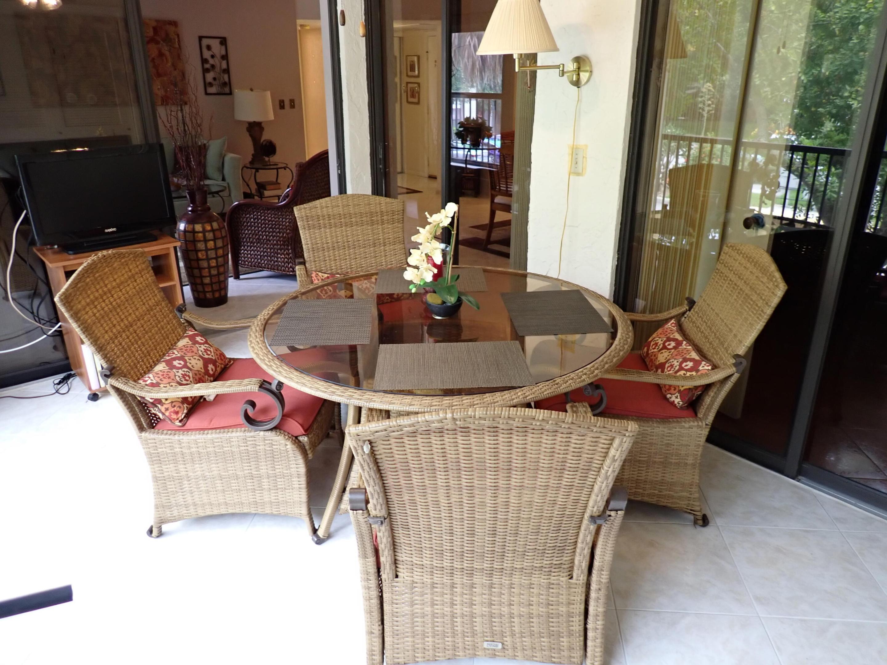 APPLEWOOD VILLAGE III-B CONDO - Residential