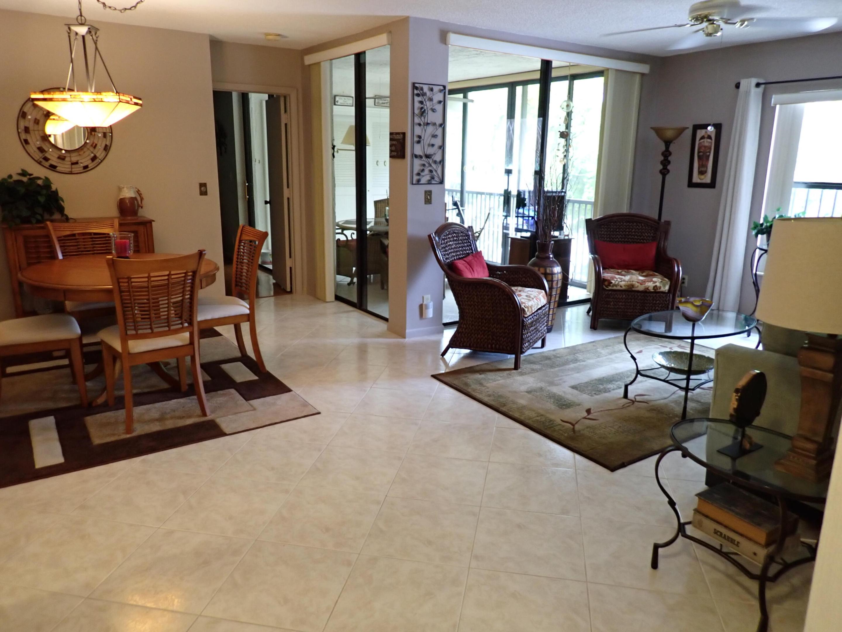APPLEWOOD VILLAGE III-B CONDO - Residential