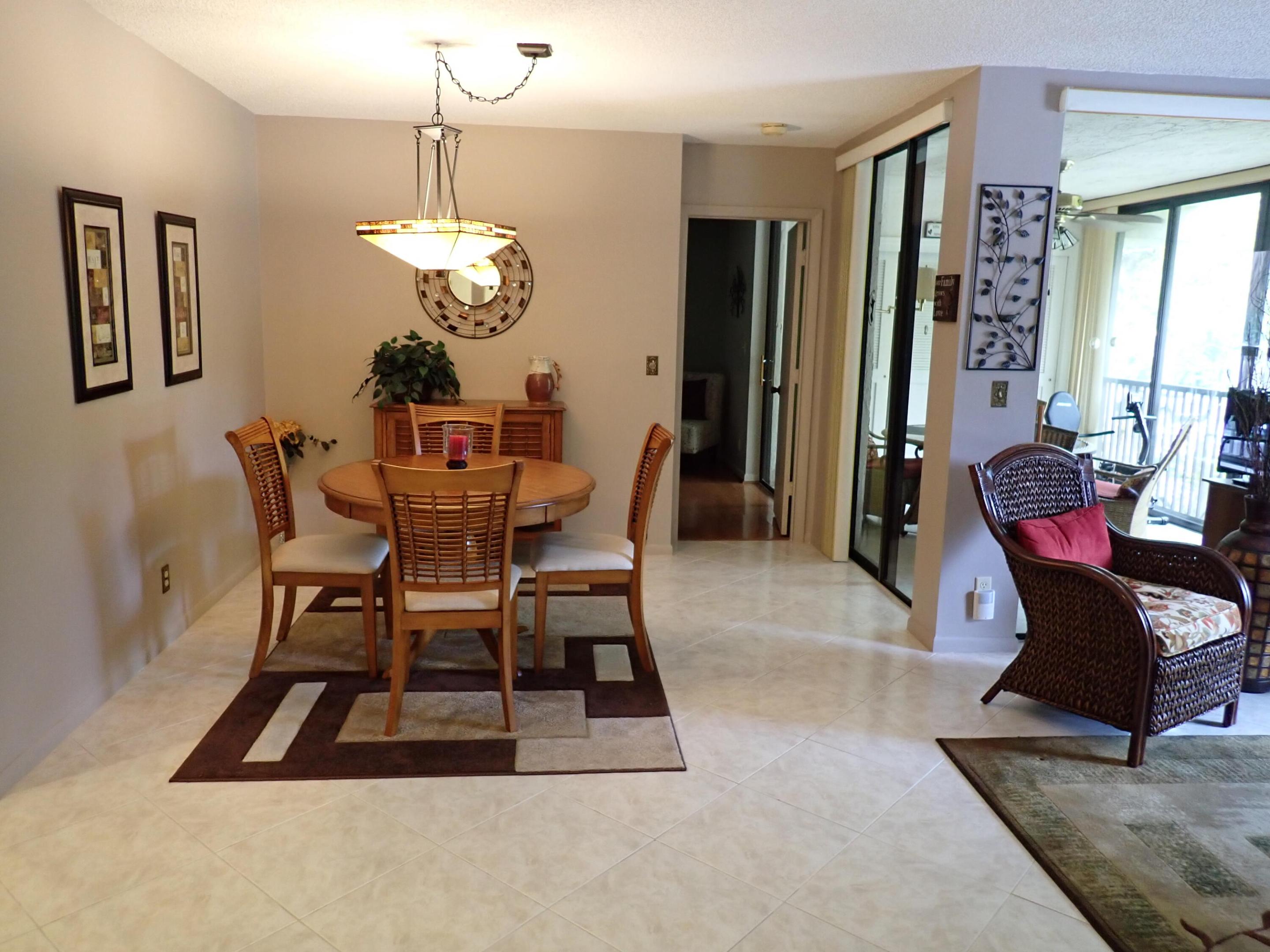 APPLEWOOD VILLAGE III-B CONDO - Residential