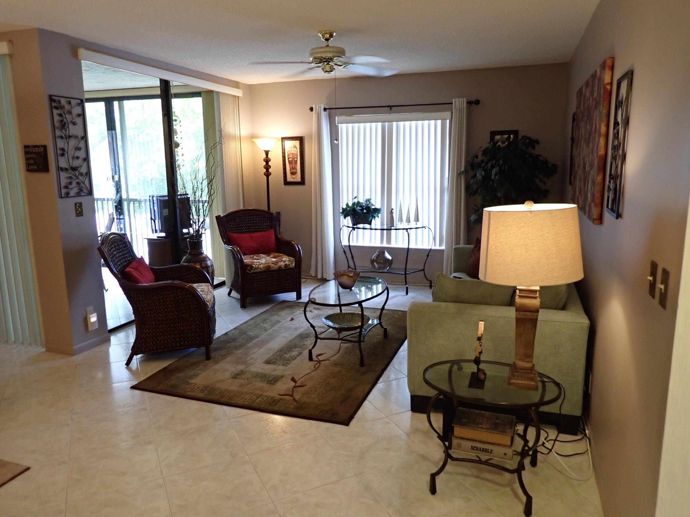 APPLEWOOD VILLAGE III-B CONDO - Residential