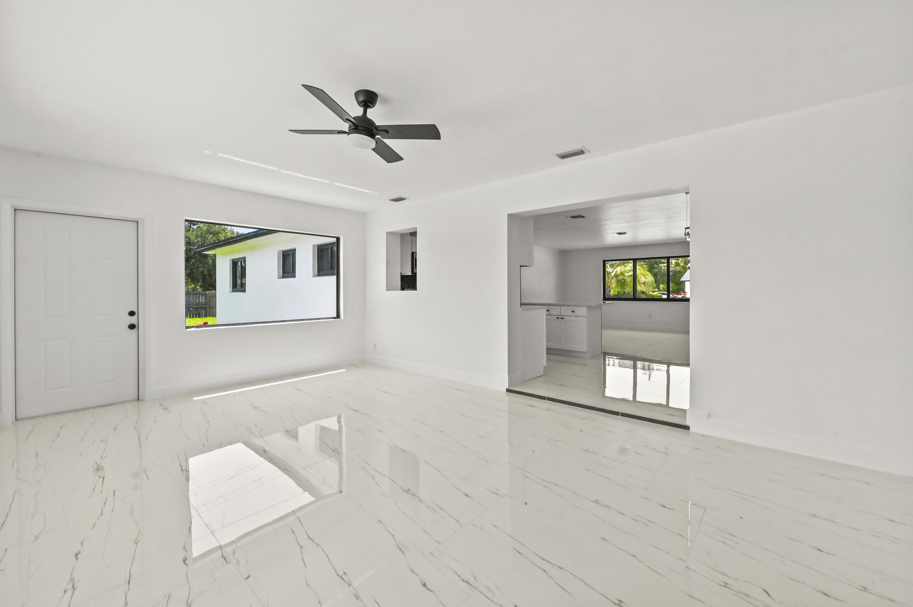 PALM BEACH FARMS CO 7 - Residential