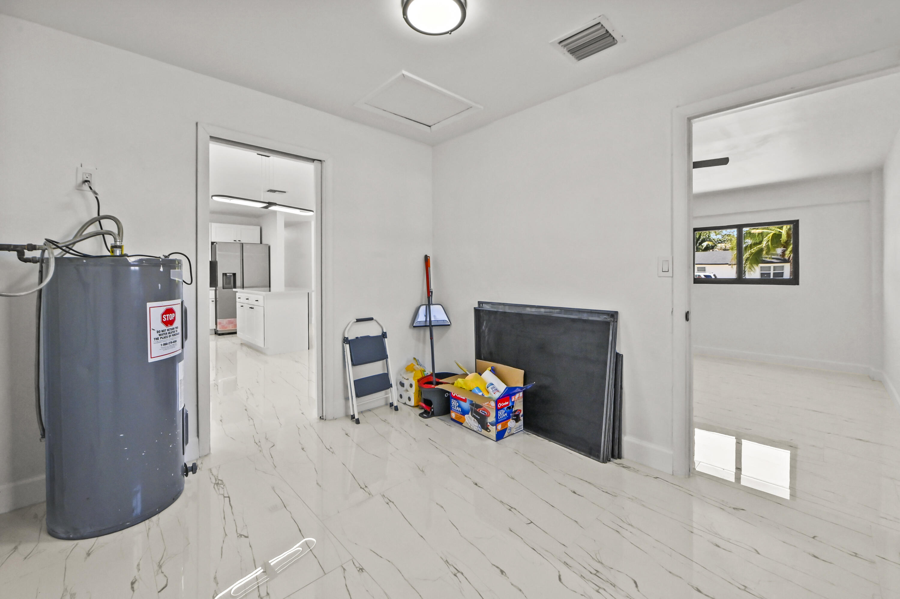 PALM BEACH FARMS CO 7 - Residential