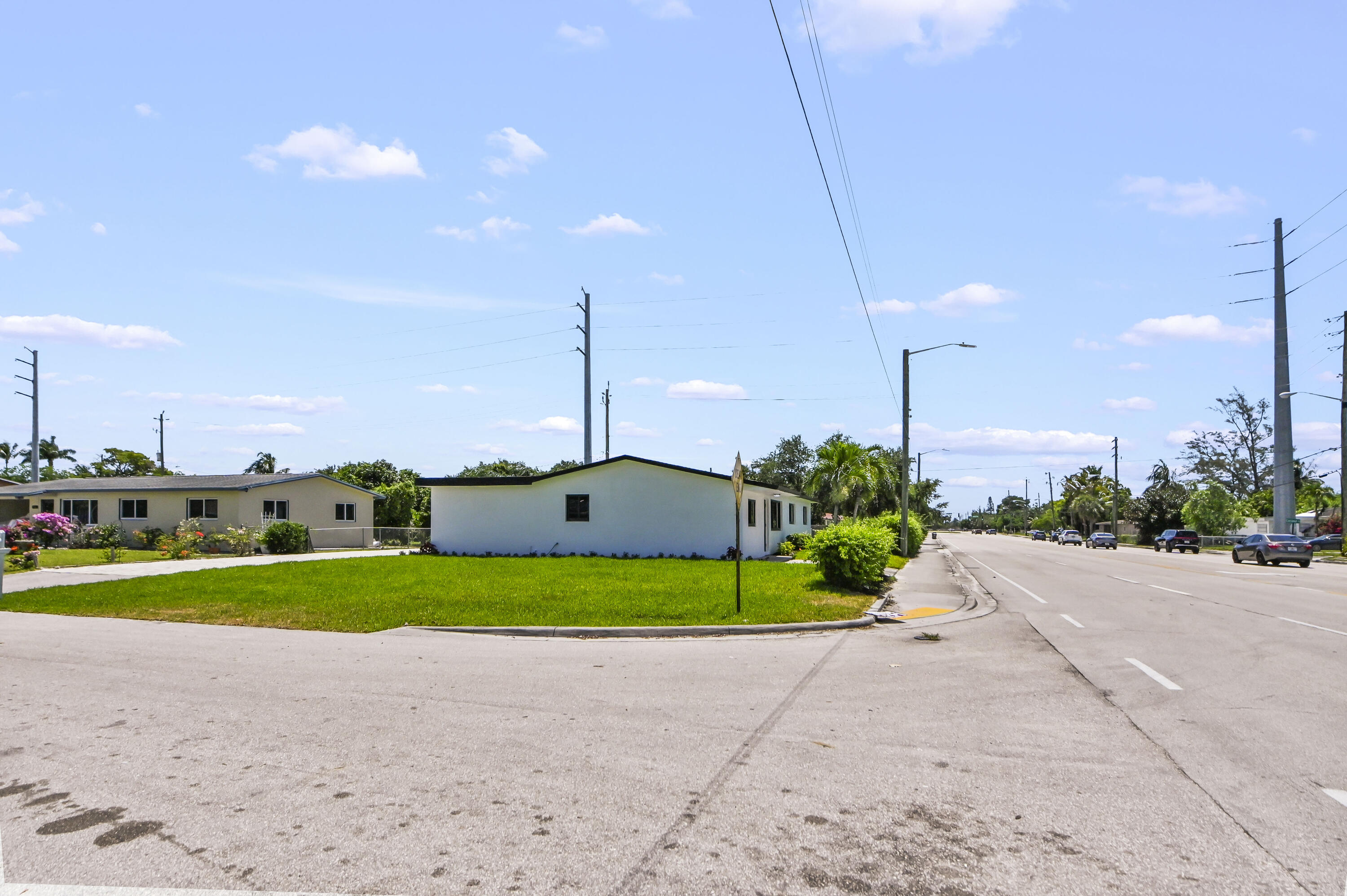 PALM BEACH FARMS CO 7 - Residential