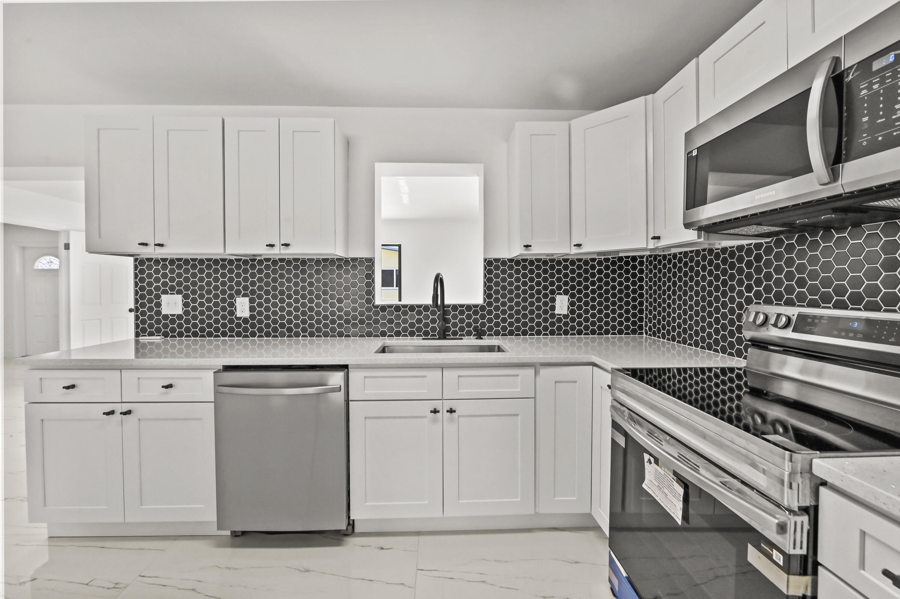 PALM BEACH FARMS CO 7 - Residential