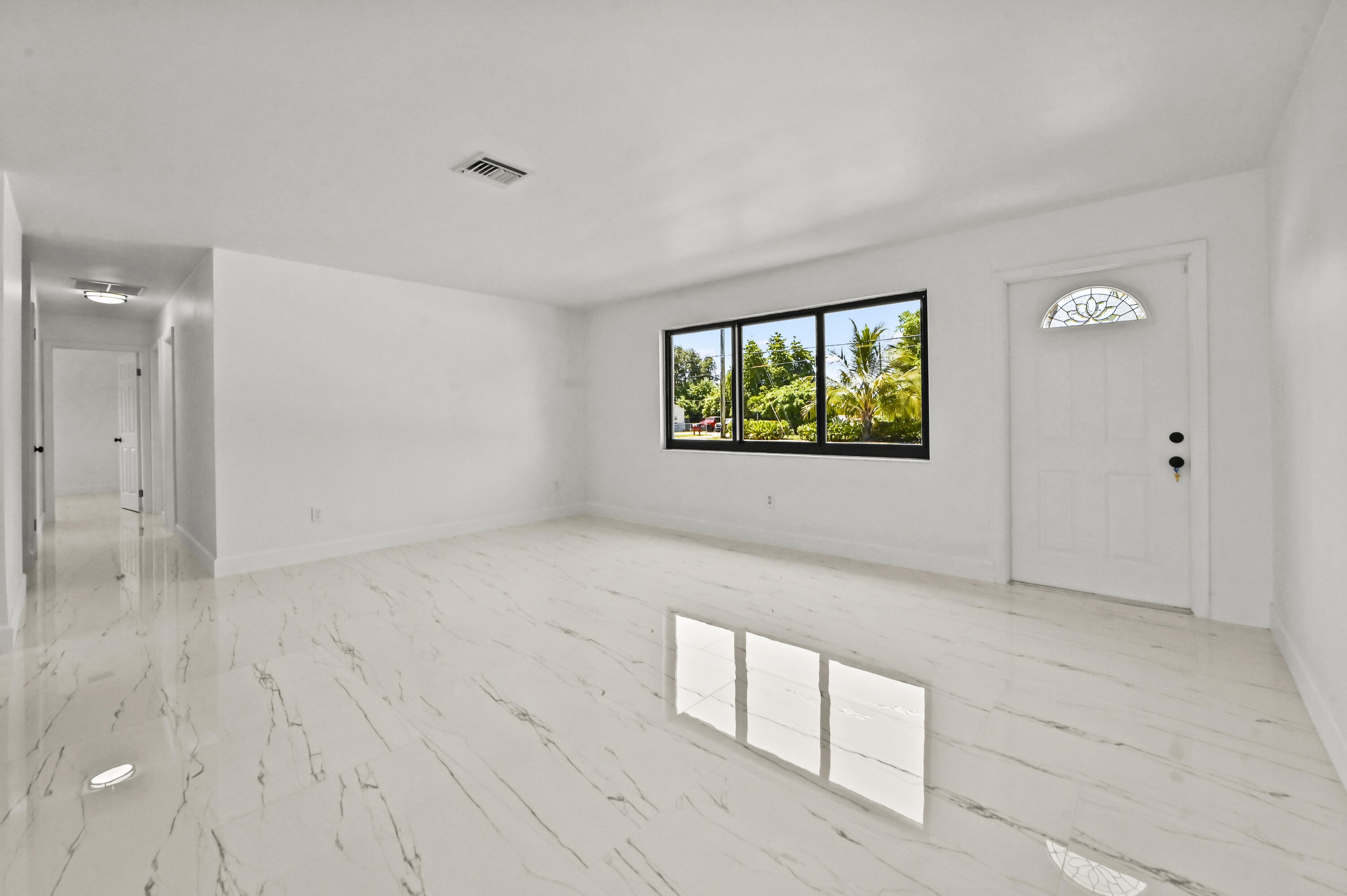 PALM BEACH FARMS CO 7 - Residential