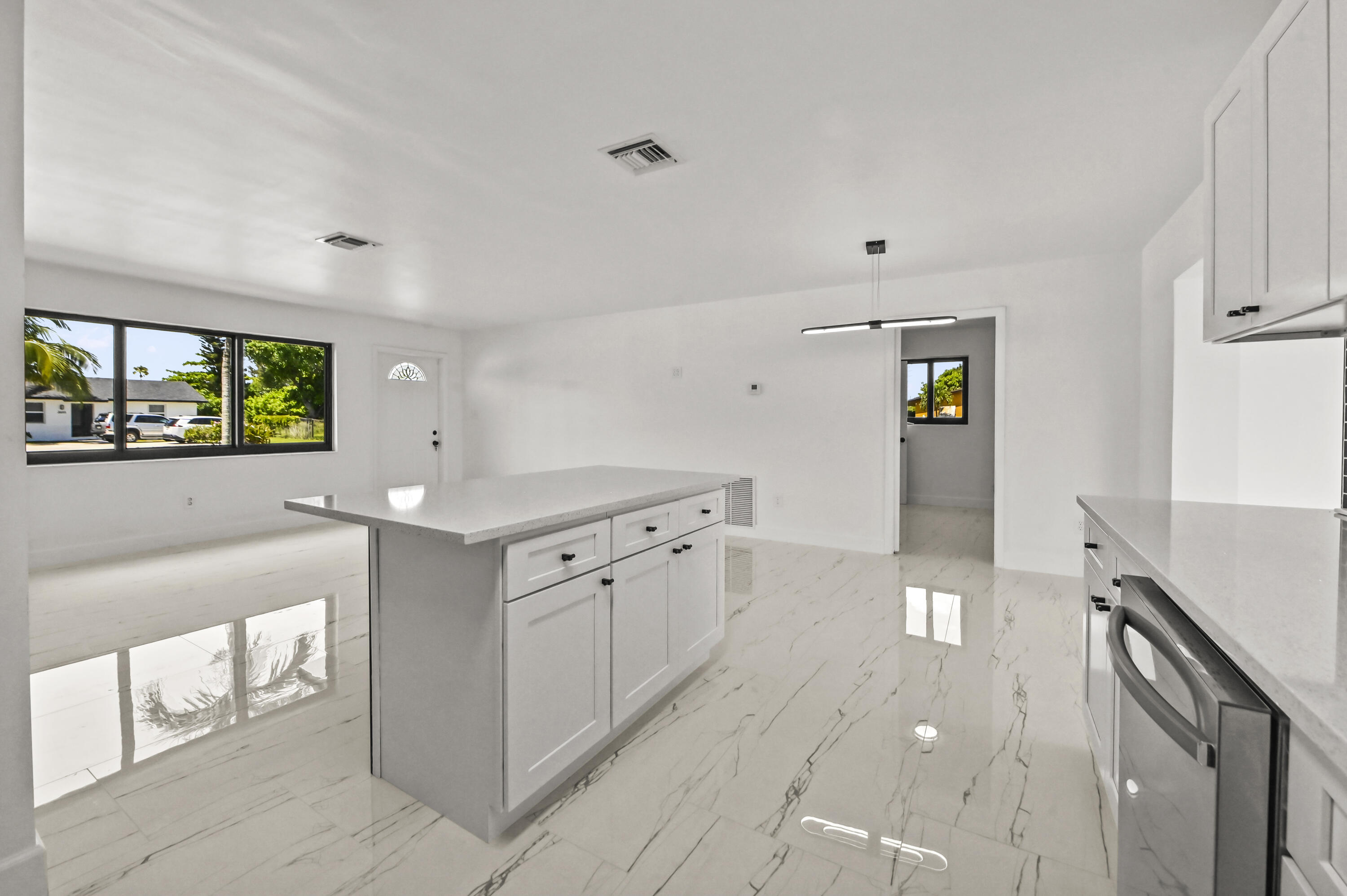PALM BEACH FARMS CO 7 - Residential