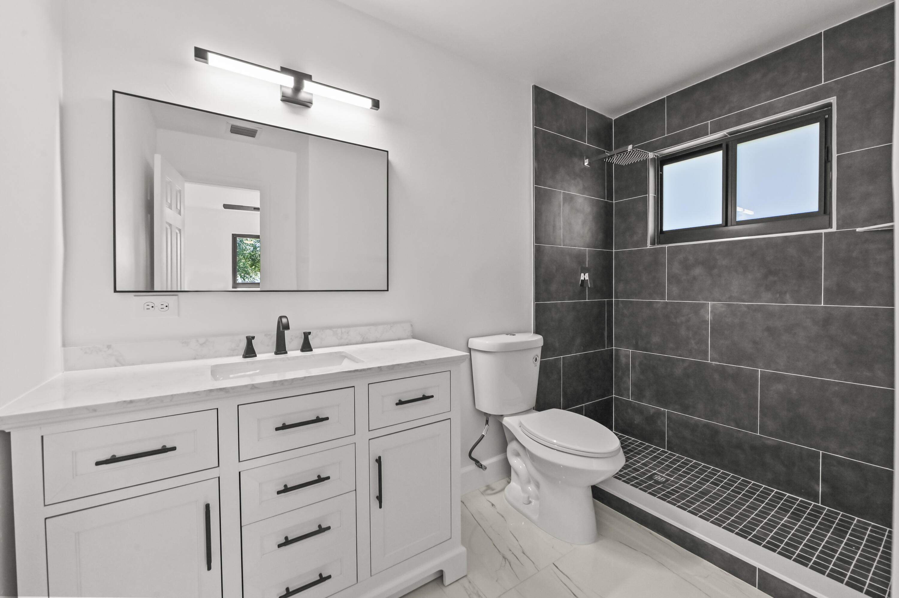 PALM BEACH FARMS CO 7 - Residential
