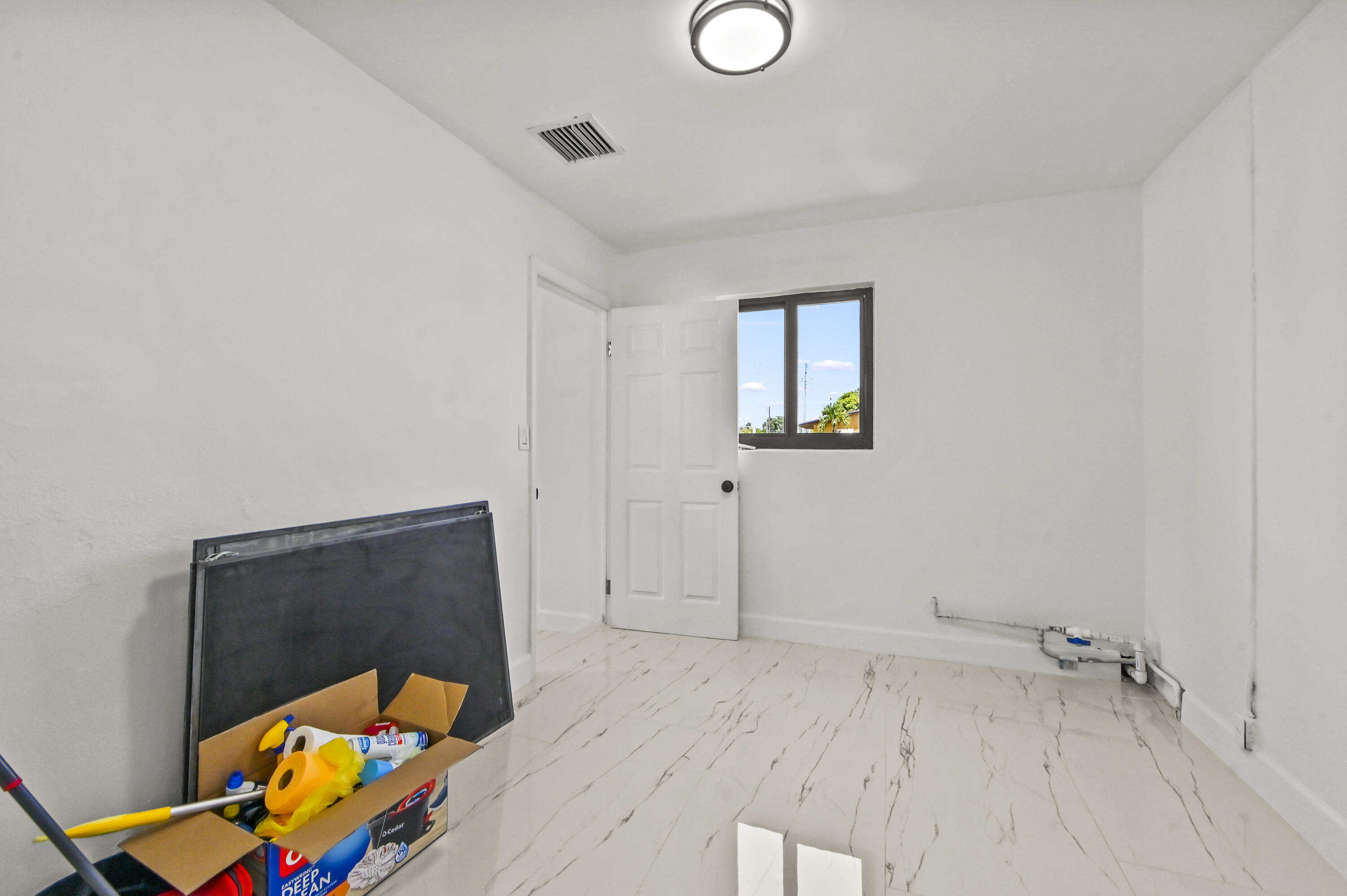 PALM BEACH FARMS CO 7 - Residential