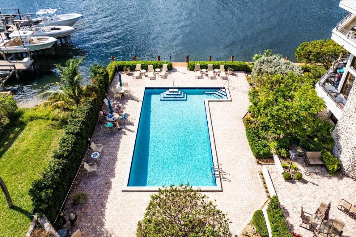 HARBORSIDE AT HILLSBORO BEACH - Residential