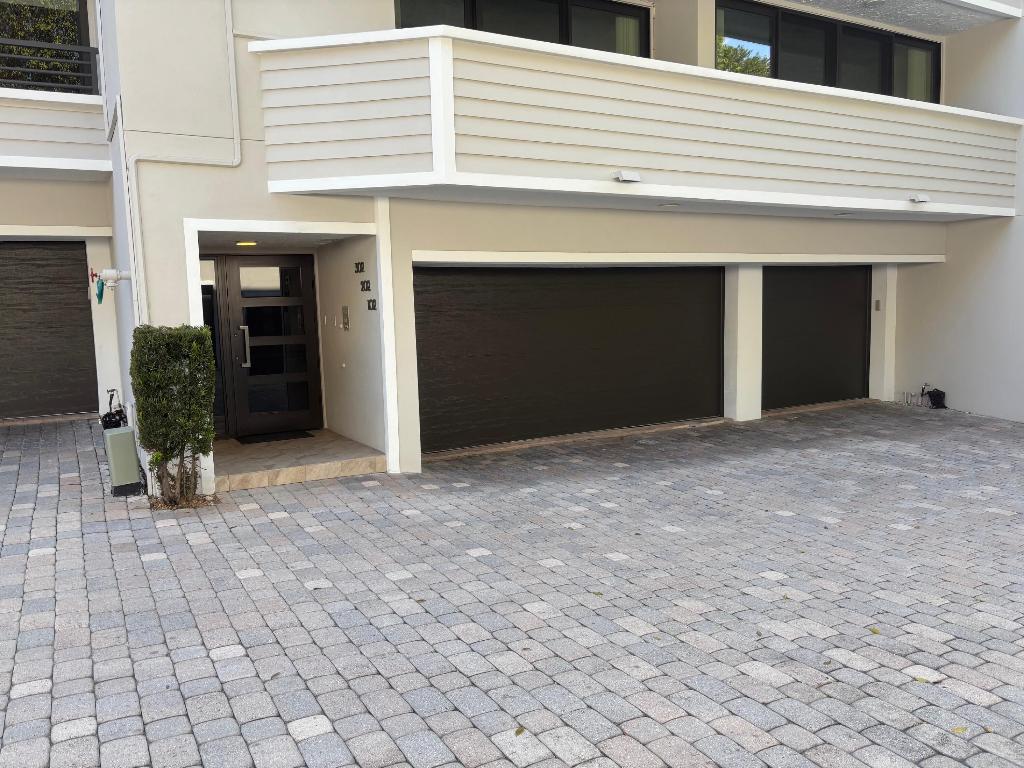 HARBORSIDE AT HILLSBORO BEACH - Residential