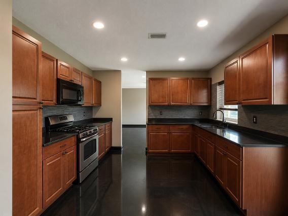 SAWGRASS ESTATES - Residential