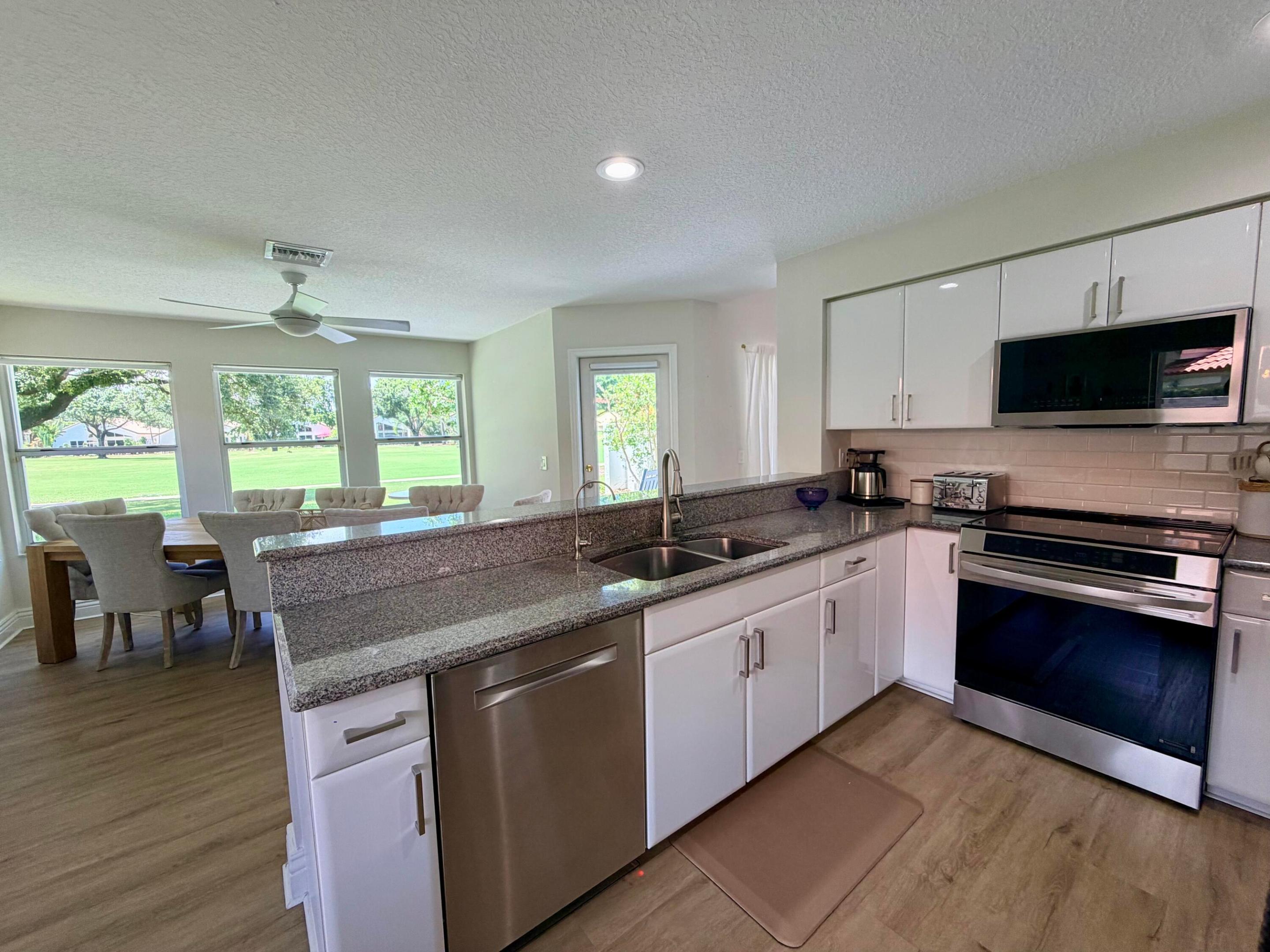 CEDAR CAY - Residential