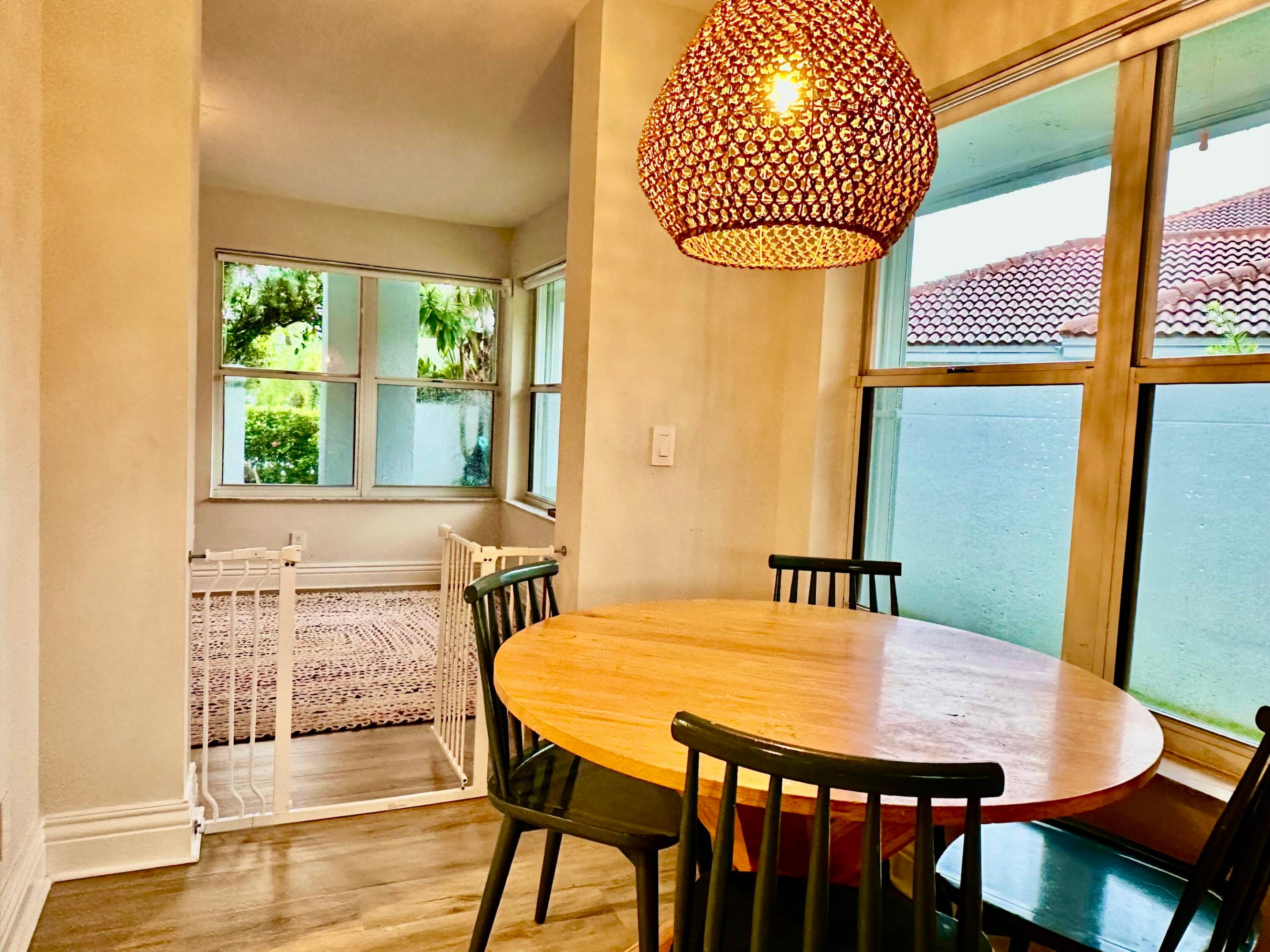 CEDAR CAY - Residential