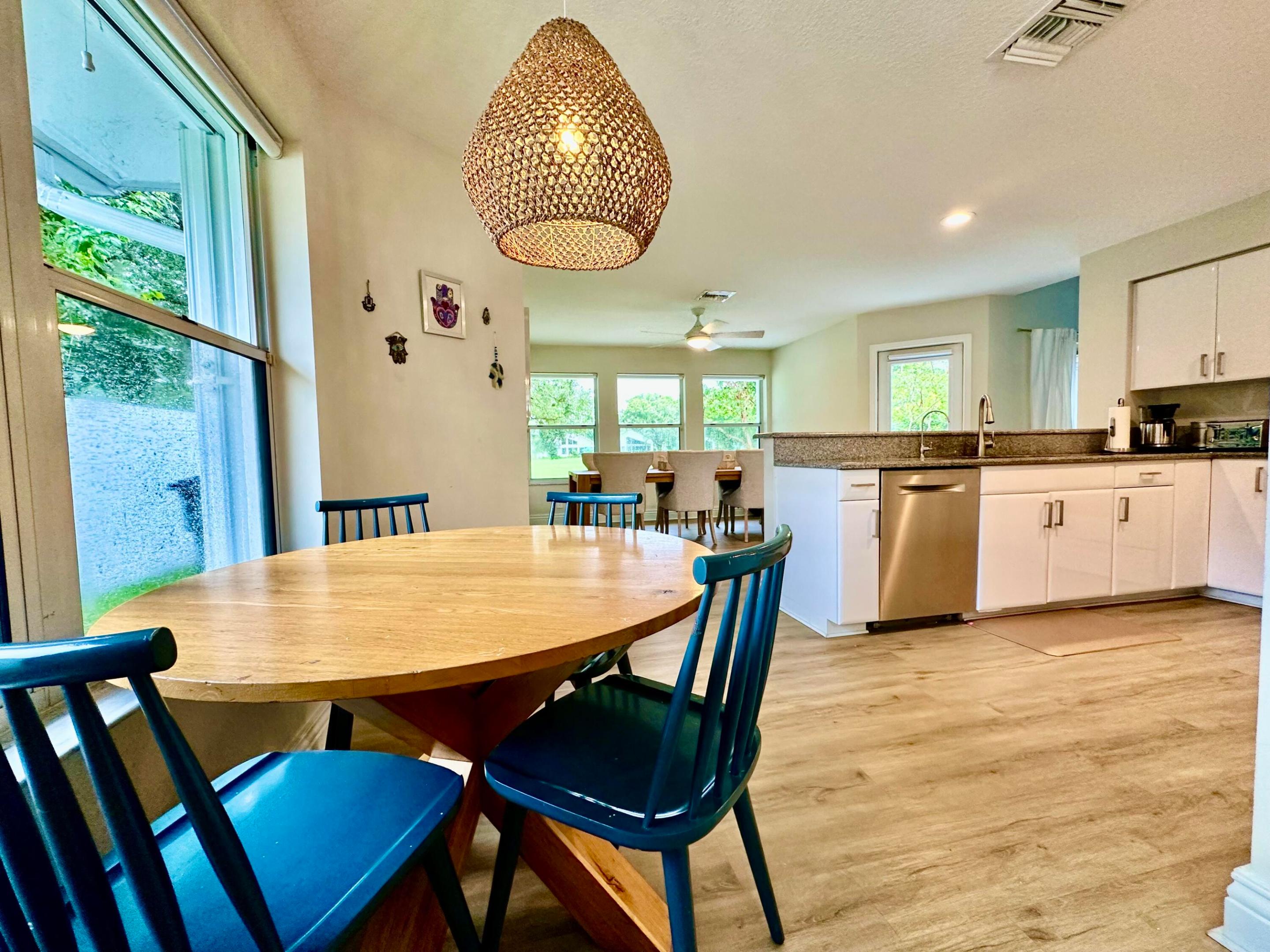 CEDAR CAY - Residential
