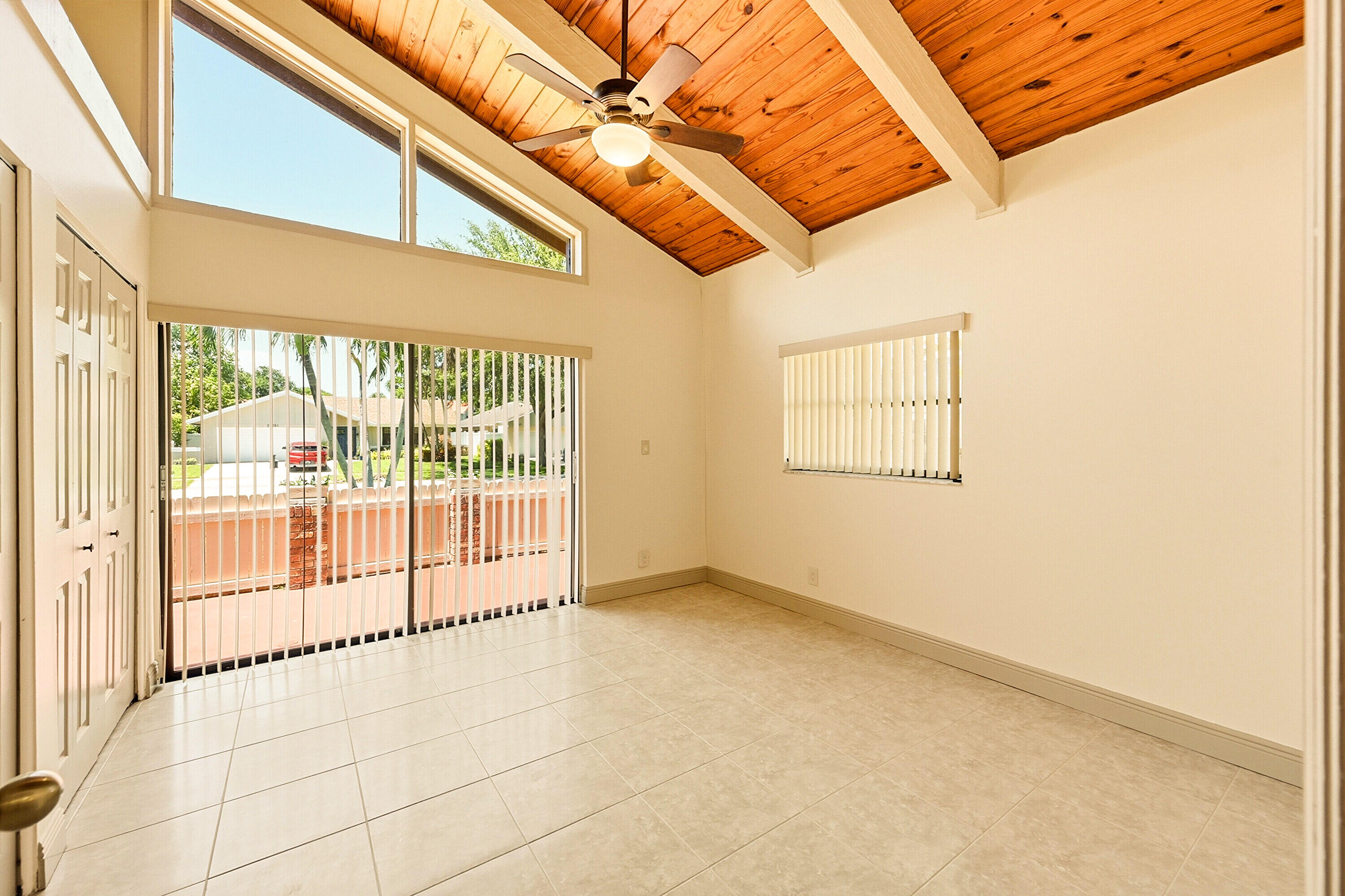 AMBERWOODS OF BOCA 2ND ADD - Residential