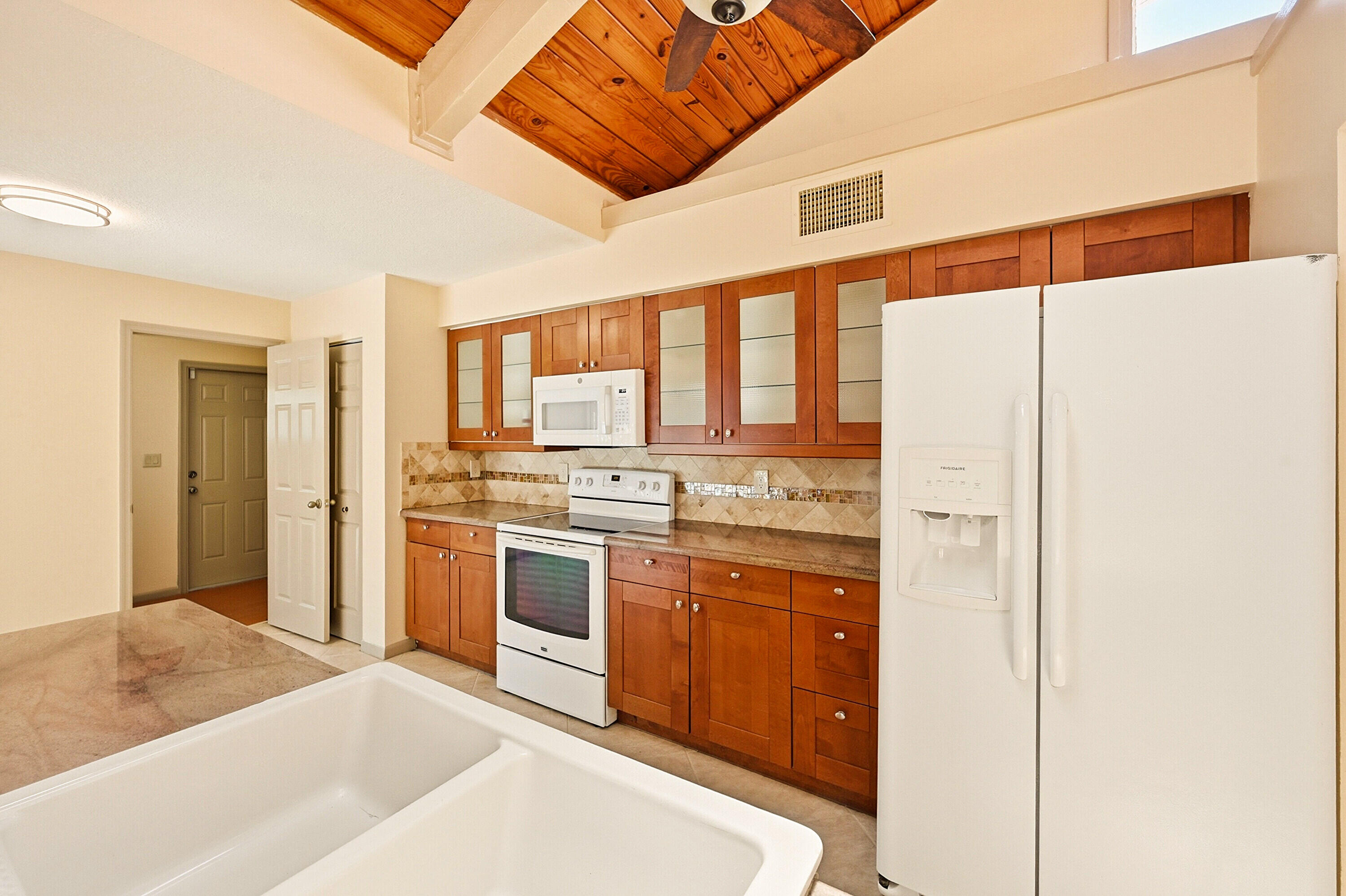 AMBERWOODS OF BOCA 2ND ADD - Residential