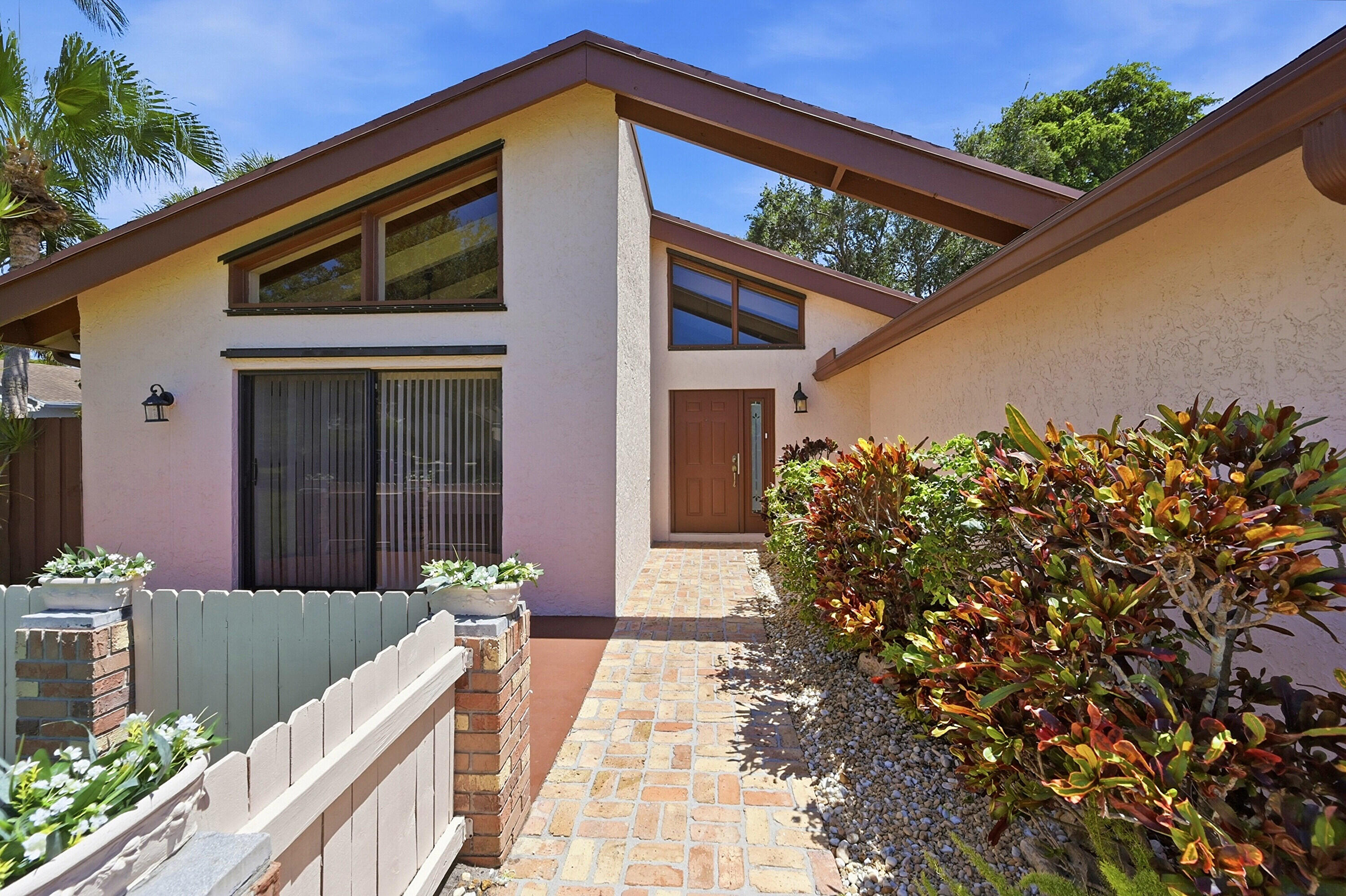 AMBERWOODS OF BOCA 2ND ADD - Residential