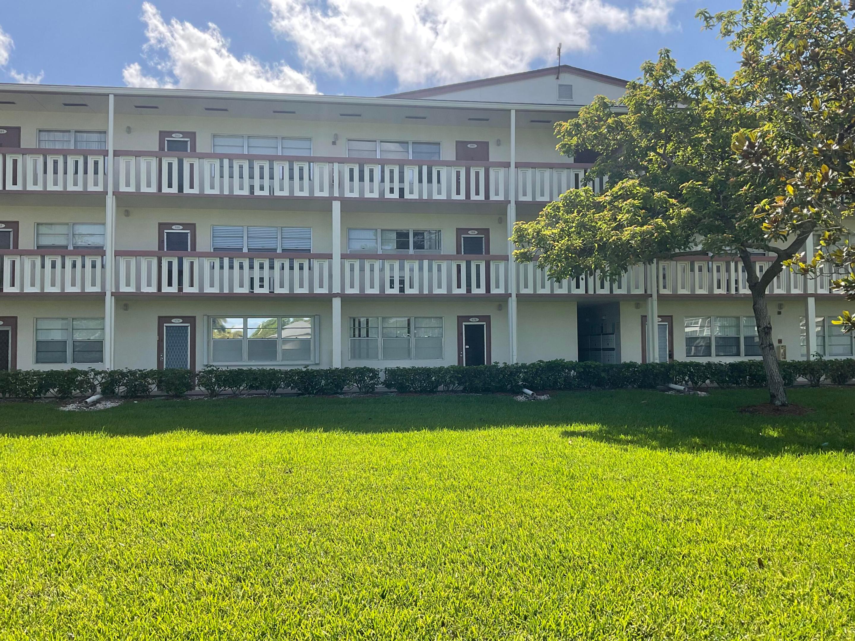 PRESTON AT CENTURY VILLAGE CONDO - Residential