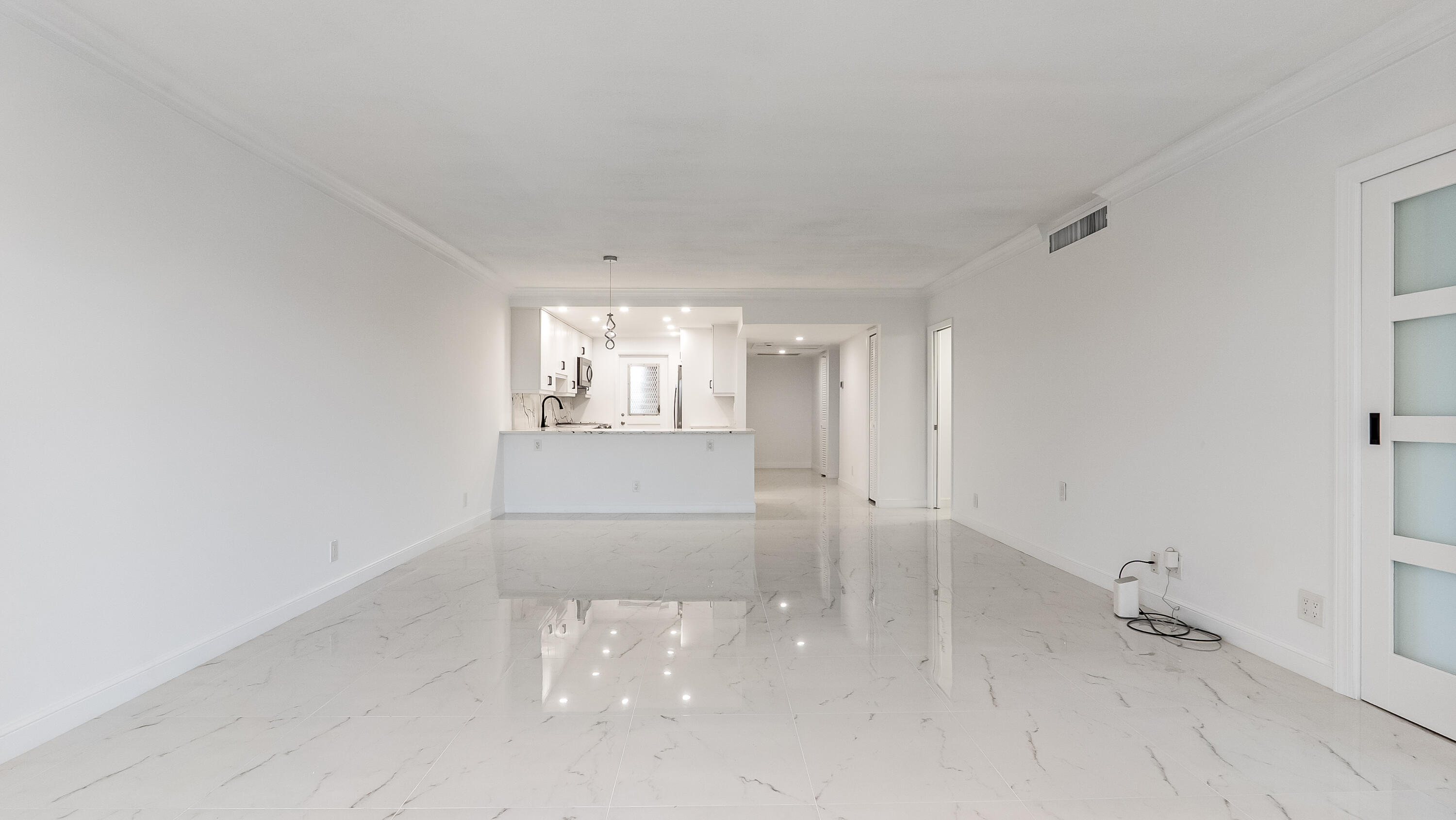 NO 4 PALM-AIRE COUNTRY CLUB - Residential Lease