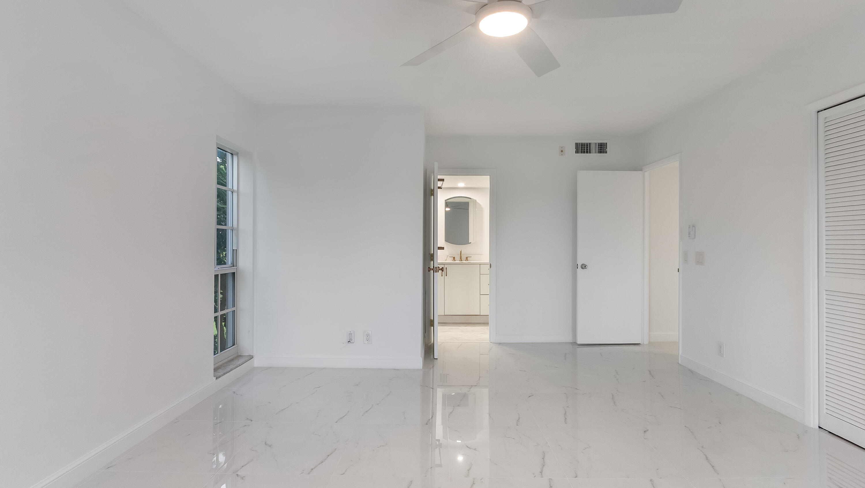 NO 4 PALM-AIRE COUNTRY CLUB - Residential Lease