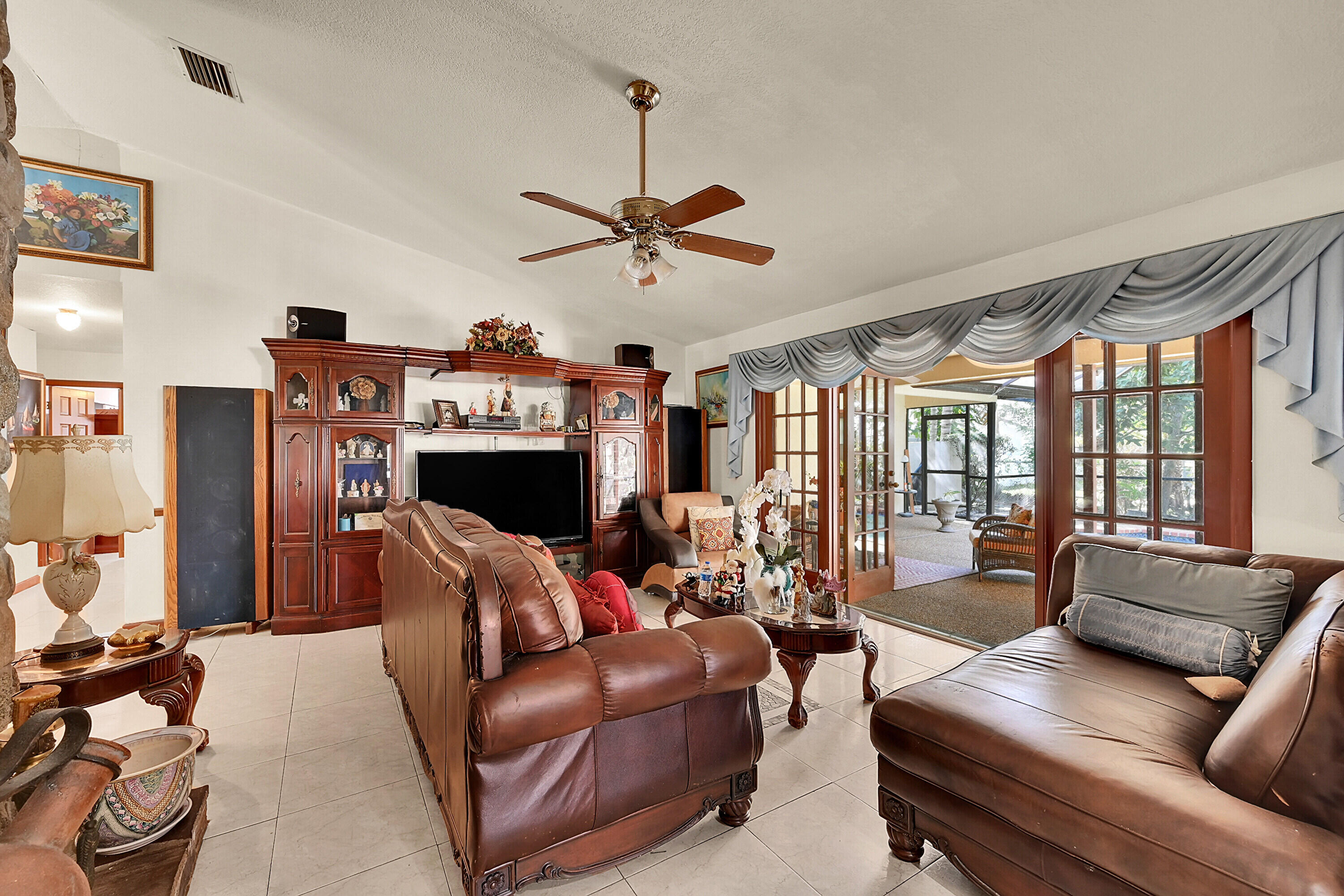 Pine Ridge - Residential