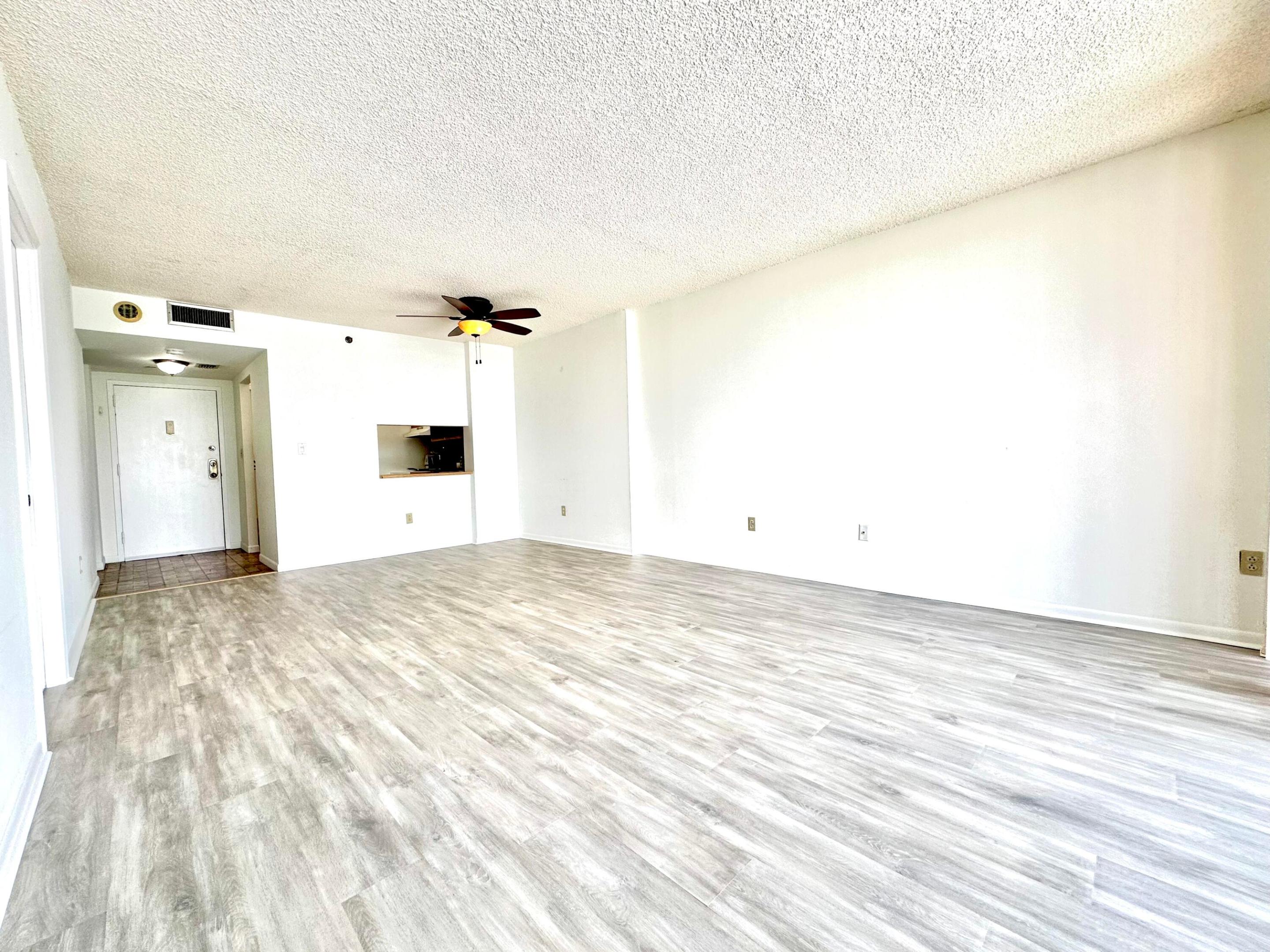 GREENWICH PH I CONDO - Residential Lease