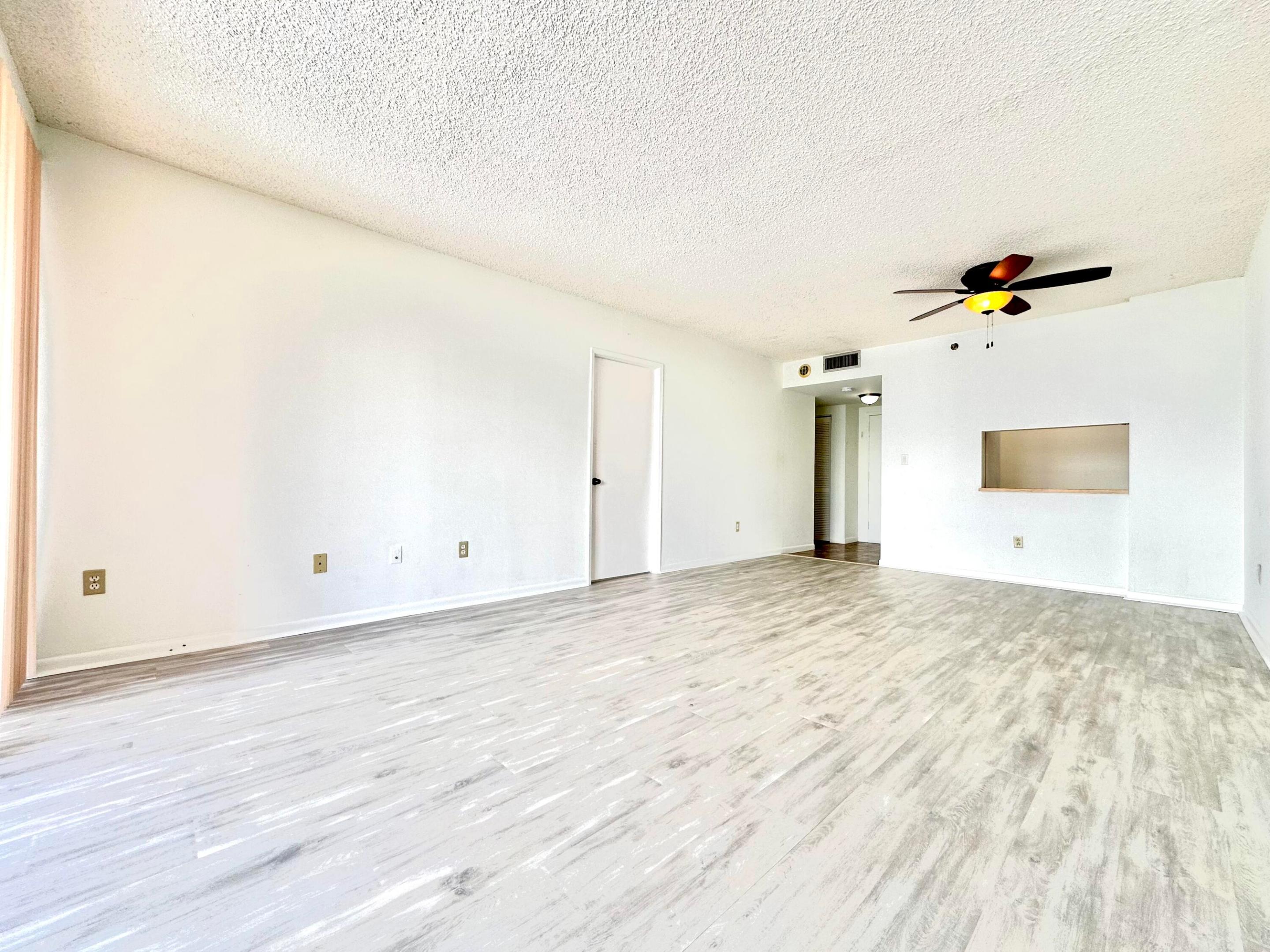 GREENWICH PH I CONDO - Residential Lease