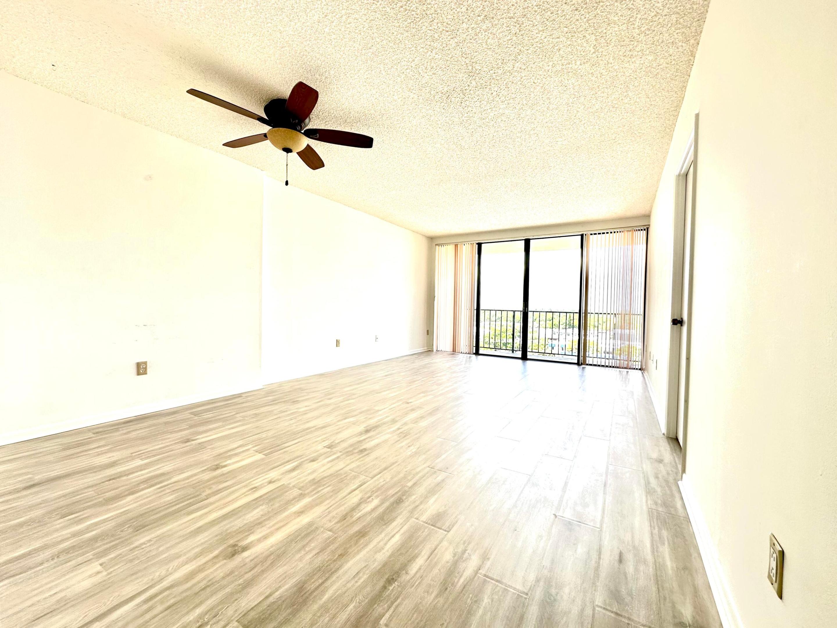 GREENWICH PH I CONDO - Residential Lease