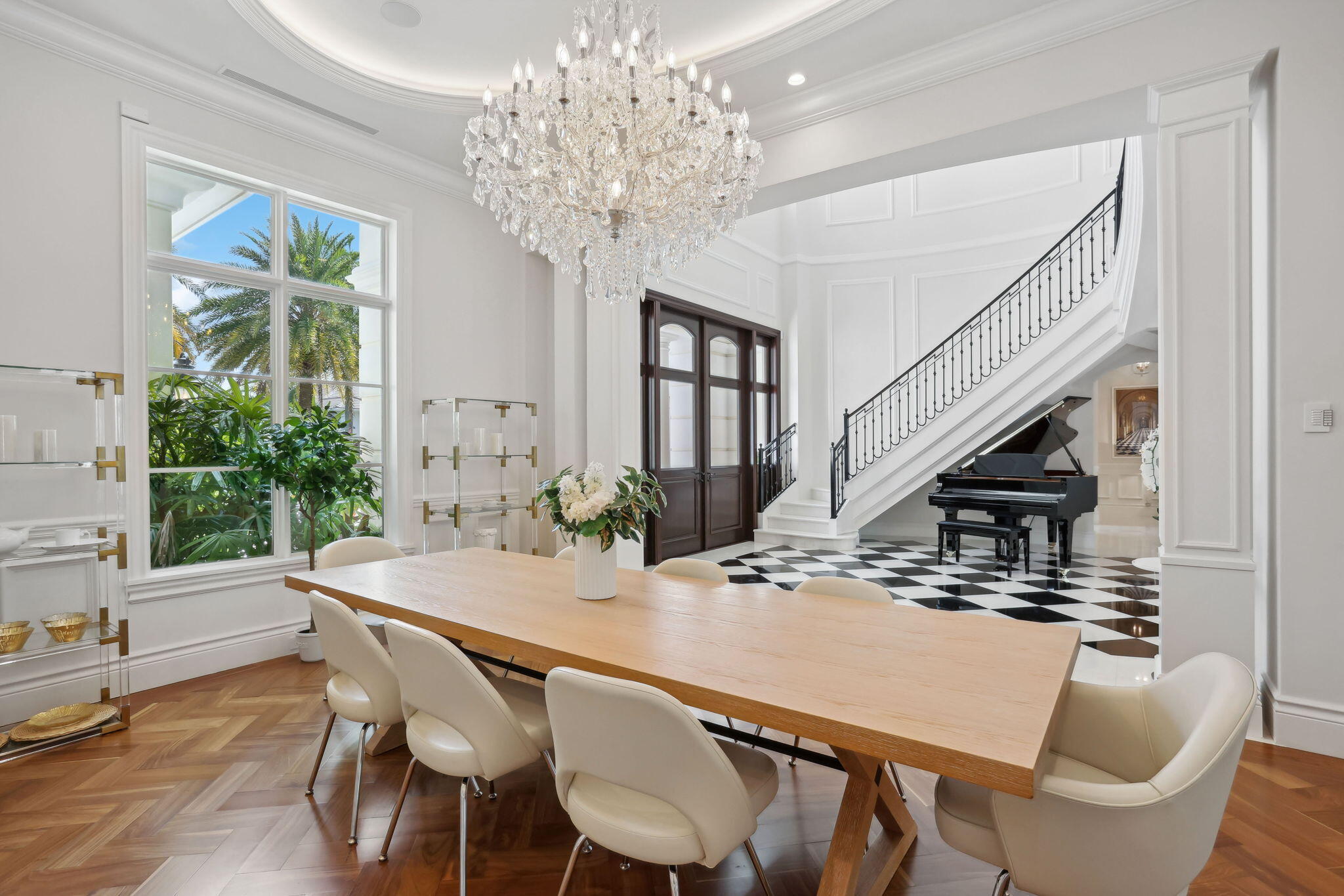 ROYAL PALM YACHT & COUNTRY CLUB - Residential