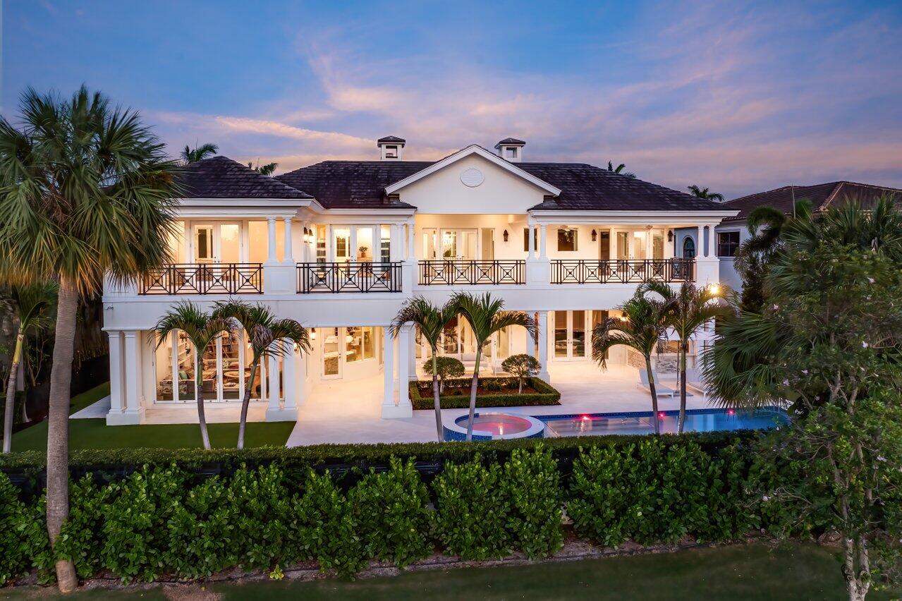 ROYAL PALM YACHT & COUNTRY CLUB - Residential