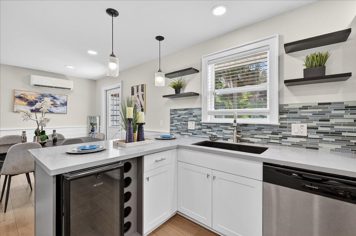 SEBASTIAN HIGHLANDS - Residential