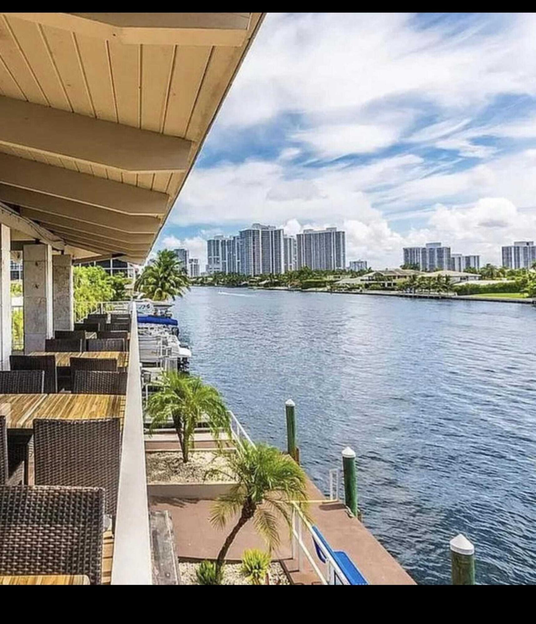 HEMISPHERES CONDO - Residential Lease
