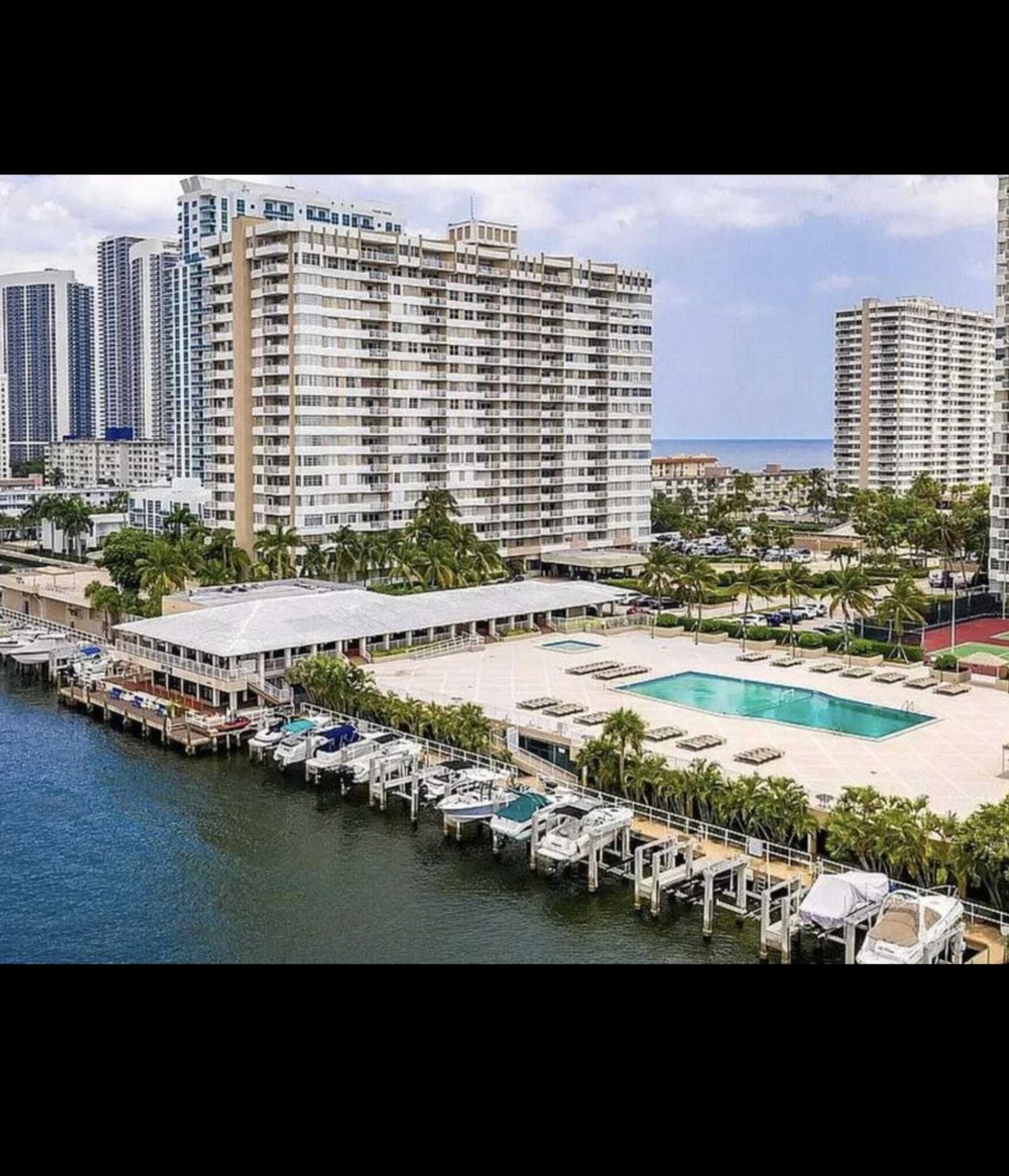 HEMISPHERES CONDO - Residential Lease