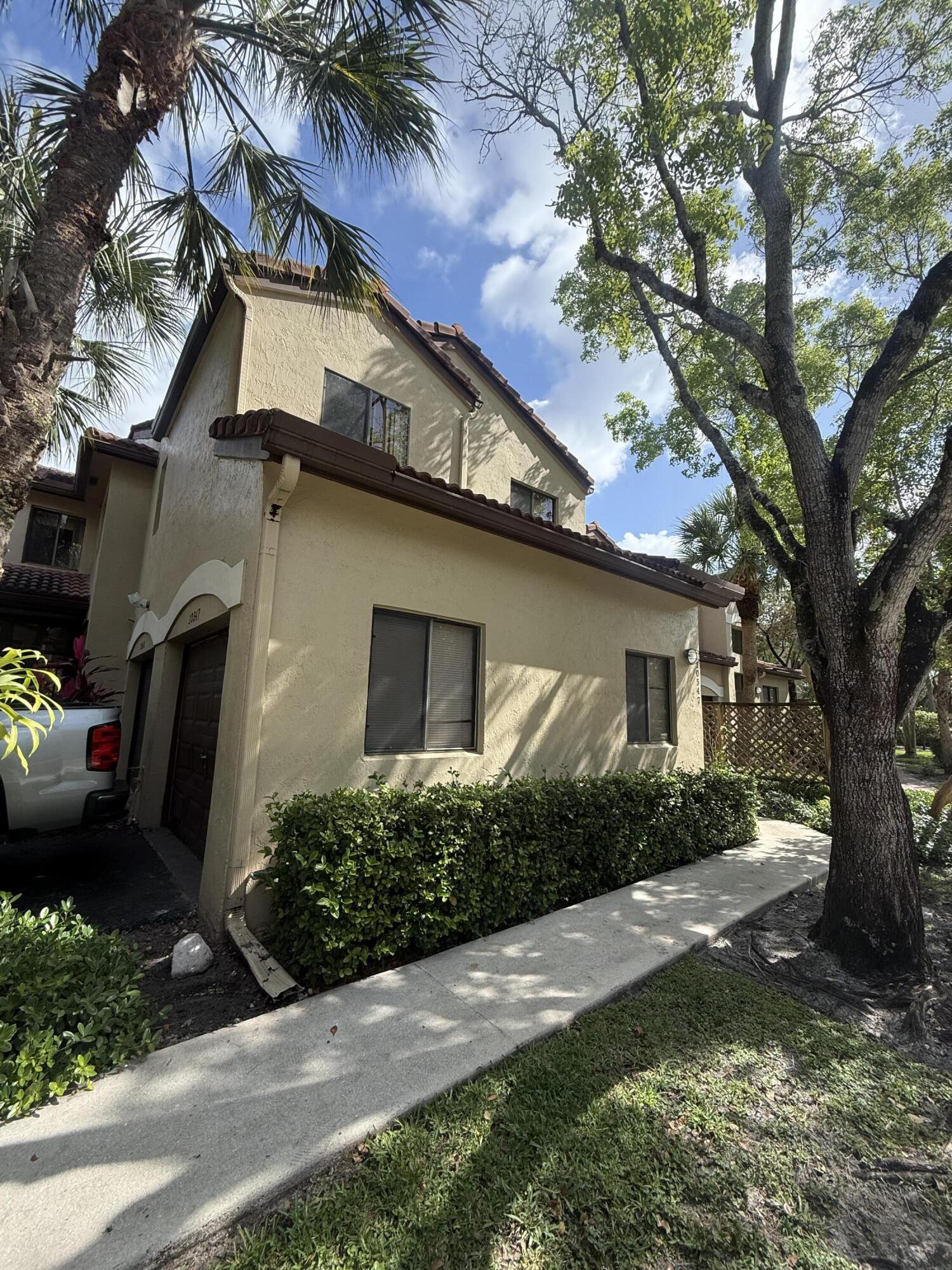 BRIDGEWATER CONDO - Residential