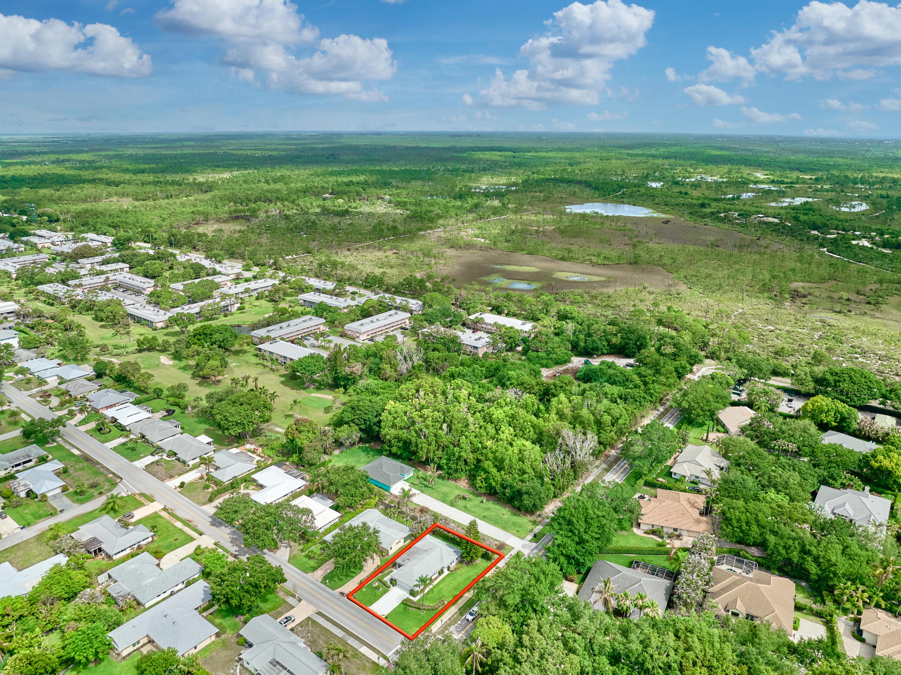 IROQUOIS PARK, Little Club - Residential